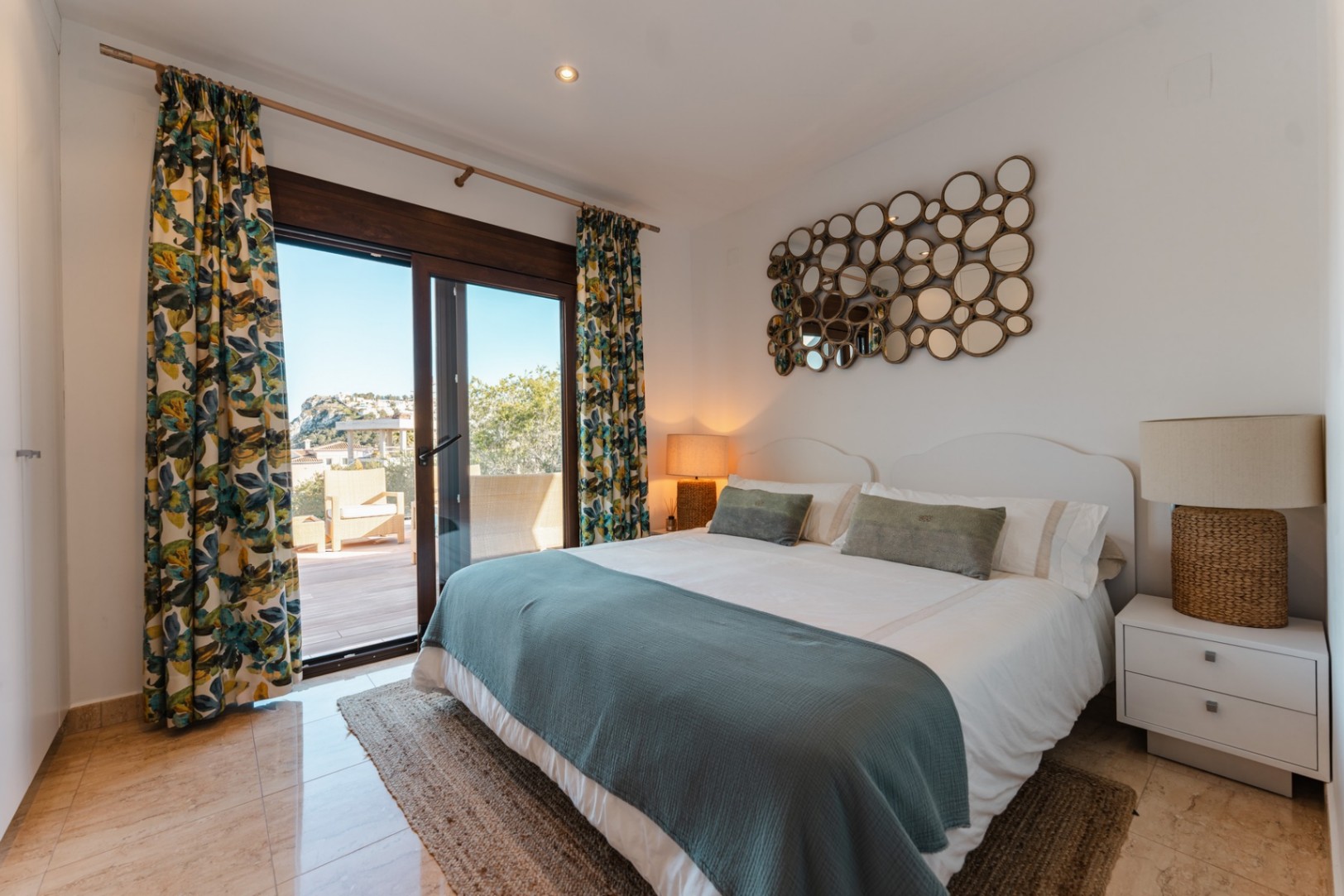 Ibicenco-style villa with sea views for sale in Moraira