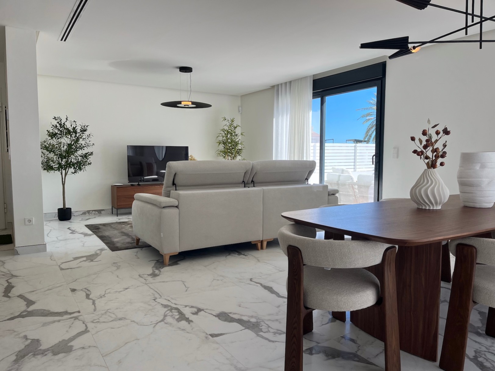 Villas neuves prêtes à vendre à Dénia