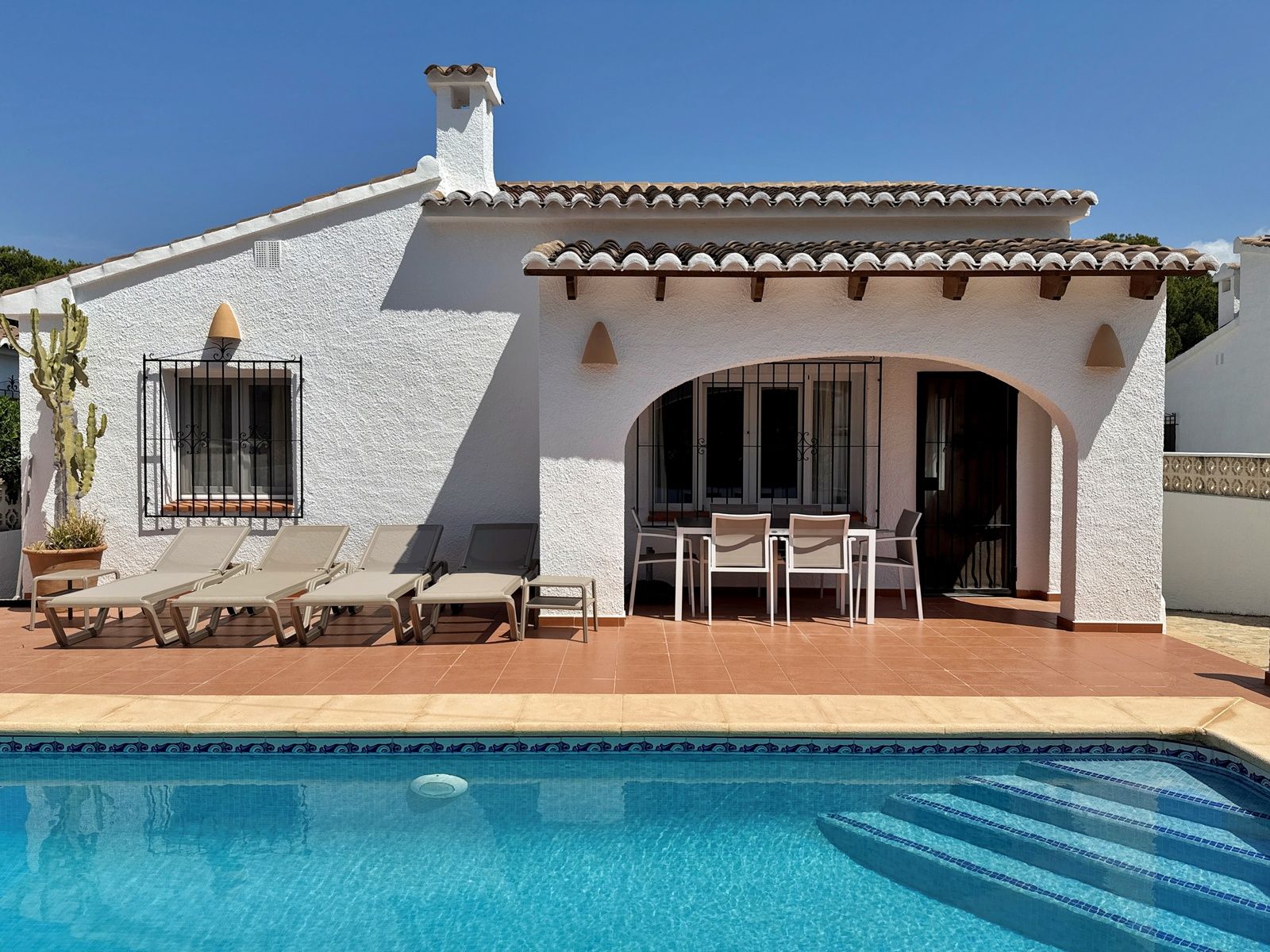 Willa na sprzedaż w Moraira, w odległości spaceru