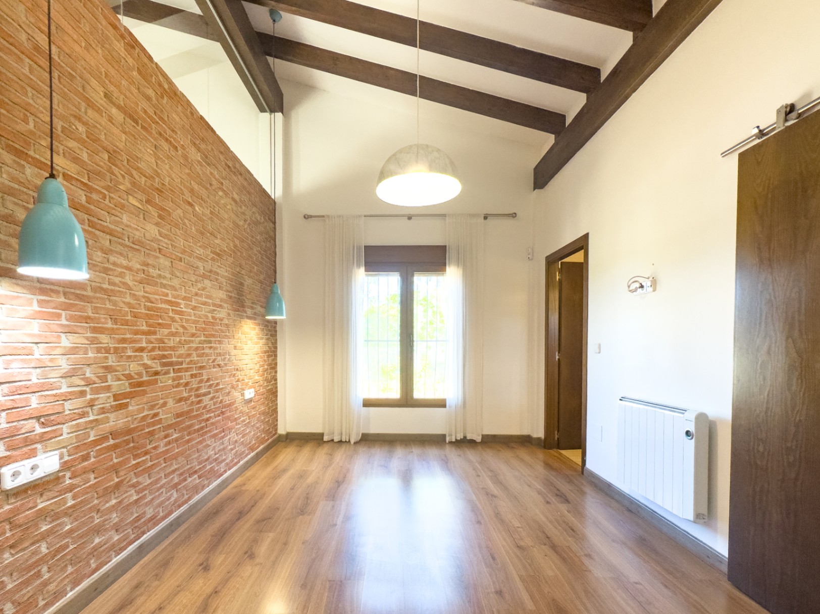 Estate with Mediterranean-style villa, large plot, and open views in Alfa del Pi