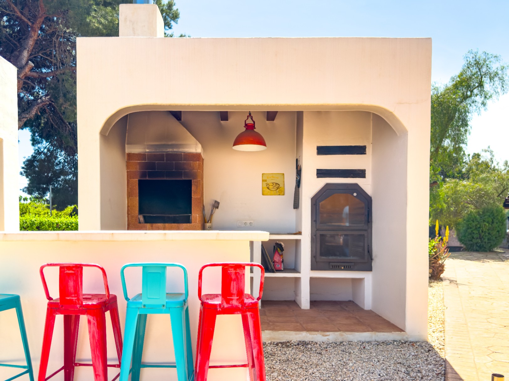 Estate with Mediterranean-style villa, large plot, and open views in Alfa del Pi