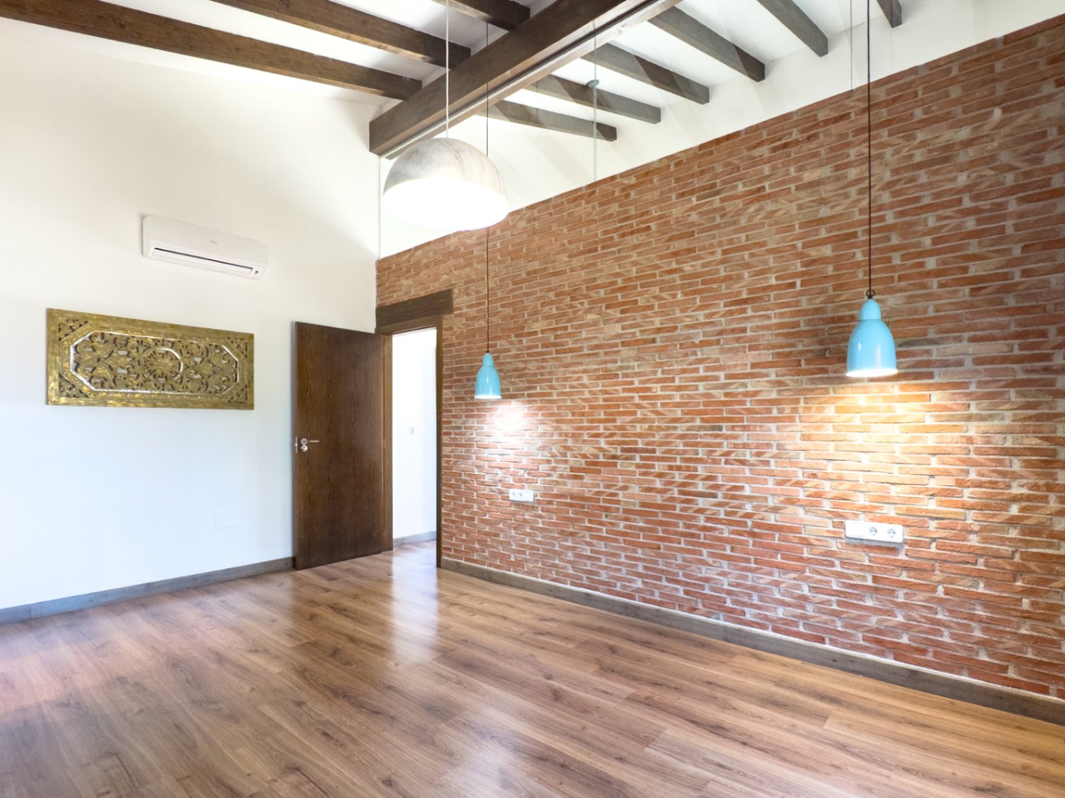 Estate with Mediterranean-style villa, large plot, and open views in Alfa del Pi