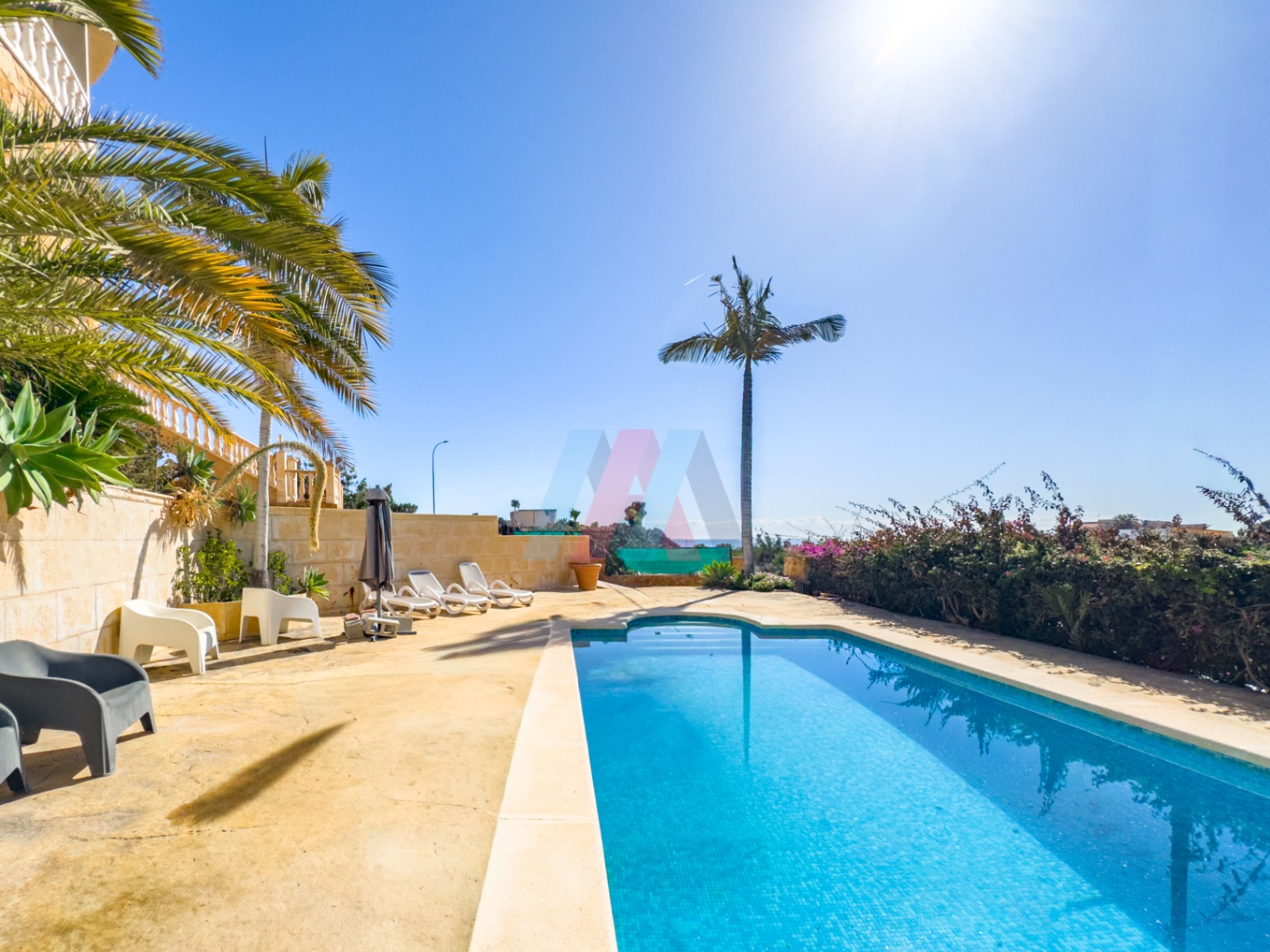 Mediterrane Villa mit Pool und Meerblick in Cala D'or, El Campello zu verkaufen