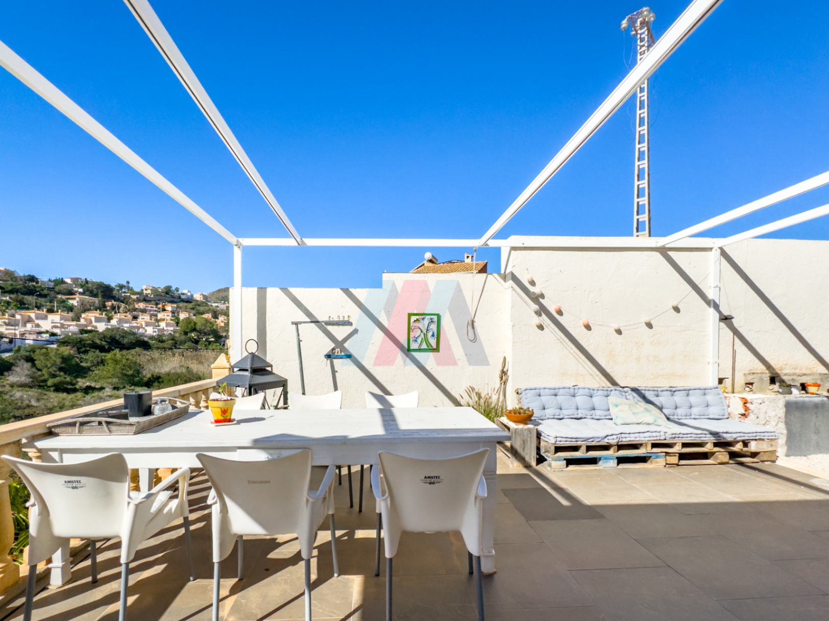 Mediterrane Villa mit Pool und Meerblick in Cala D'or, El Campello zu verkaufen