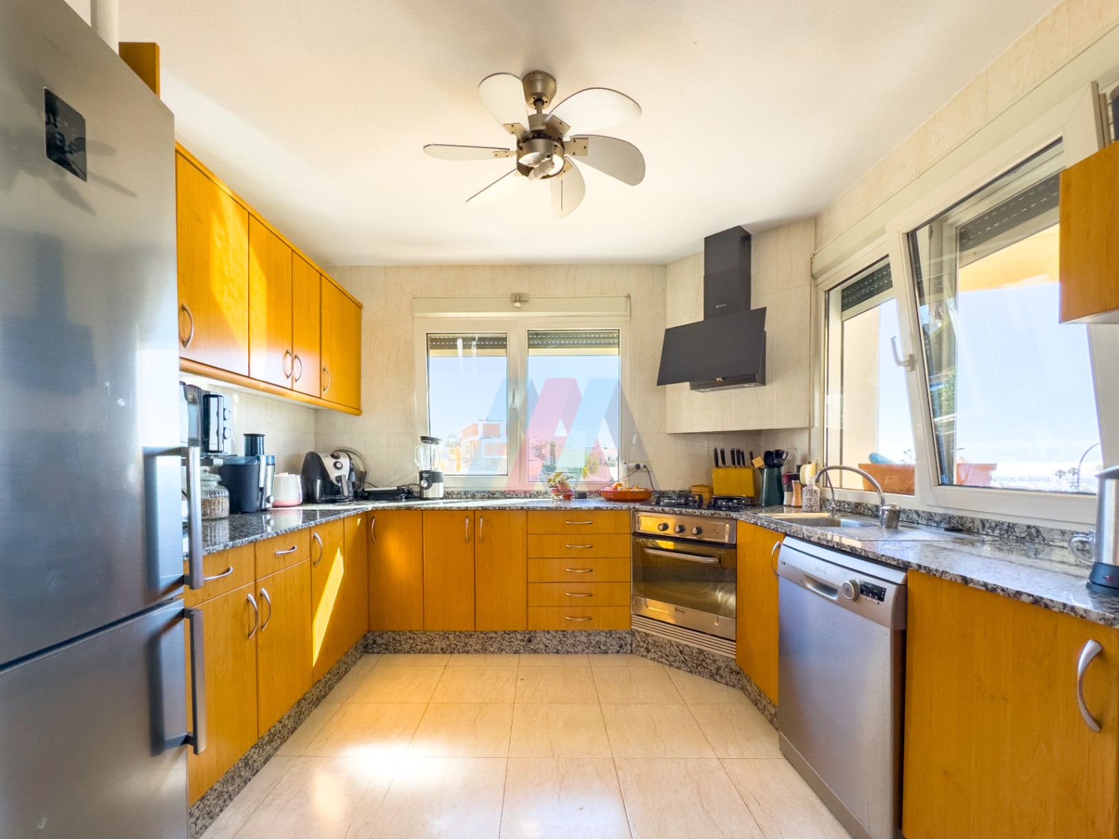 Mediterrane Villa mit Pool und Meerblick in Cala D'or, El Campello zu verkaufen