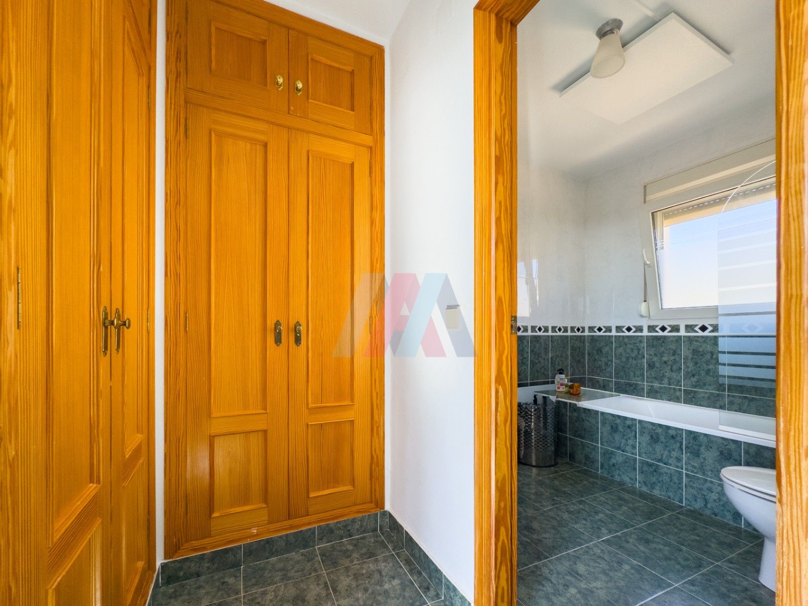 Mediterrane Villa mit Pool und Meerblick in Cala D'or, El Campello zu verkaufen