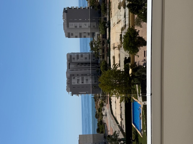 Penthouse for sale with 3 bedrooms and sea views in Villajoyosa, with option for a tourist license