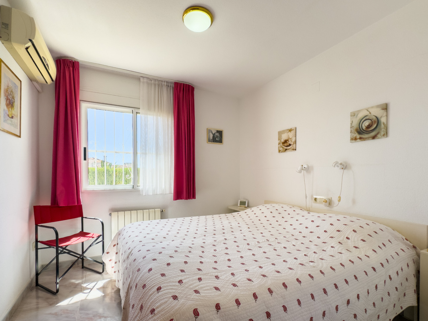 Villa de style méditerranéen avec 3 chambres de plain-pied et piscine à La Nucia