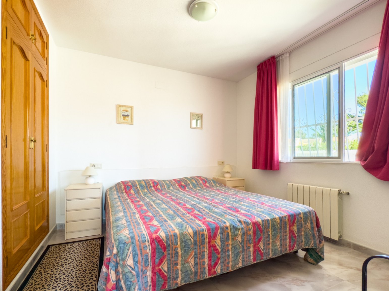 Villa de style méditerranéen avec 3 chambres de plain-pied et piscine à La Nucia