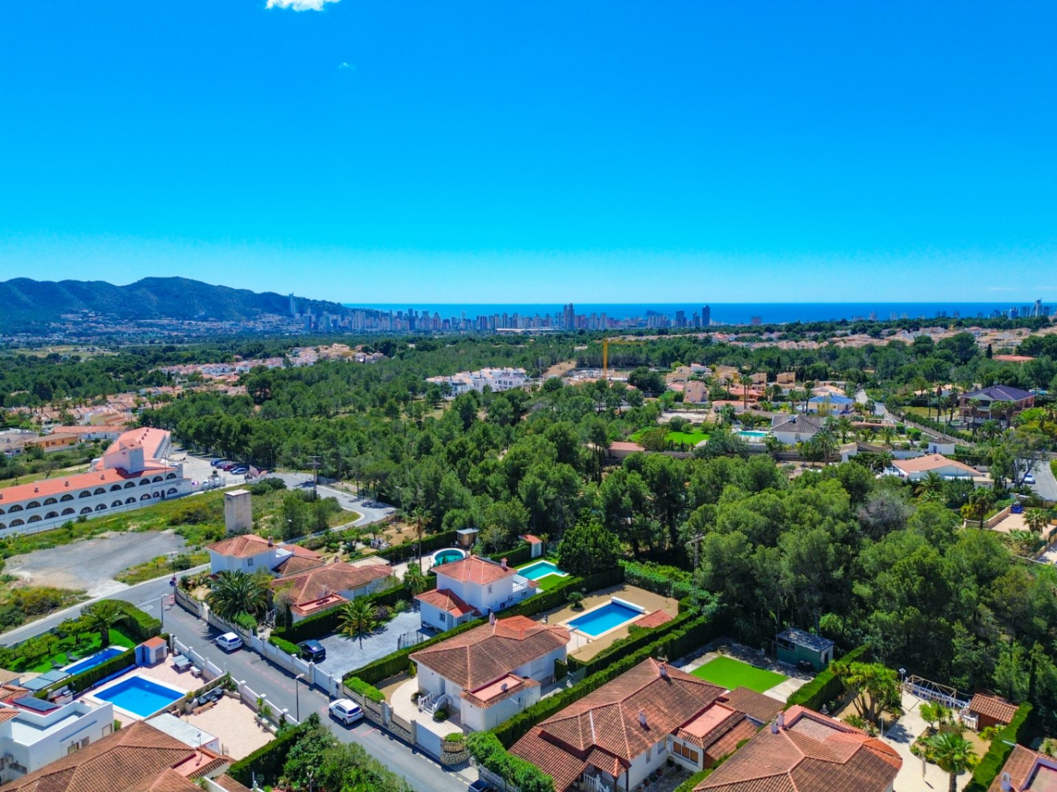 Villa de style méditerranéen avec 3 chambres de plain-pied et piscine à La Nucia