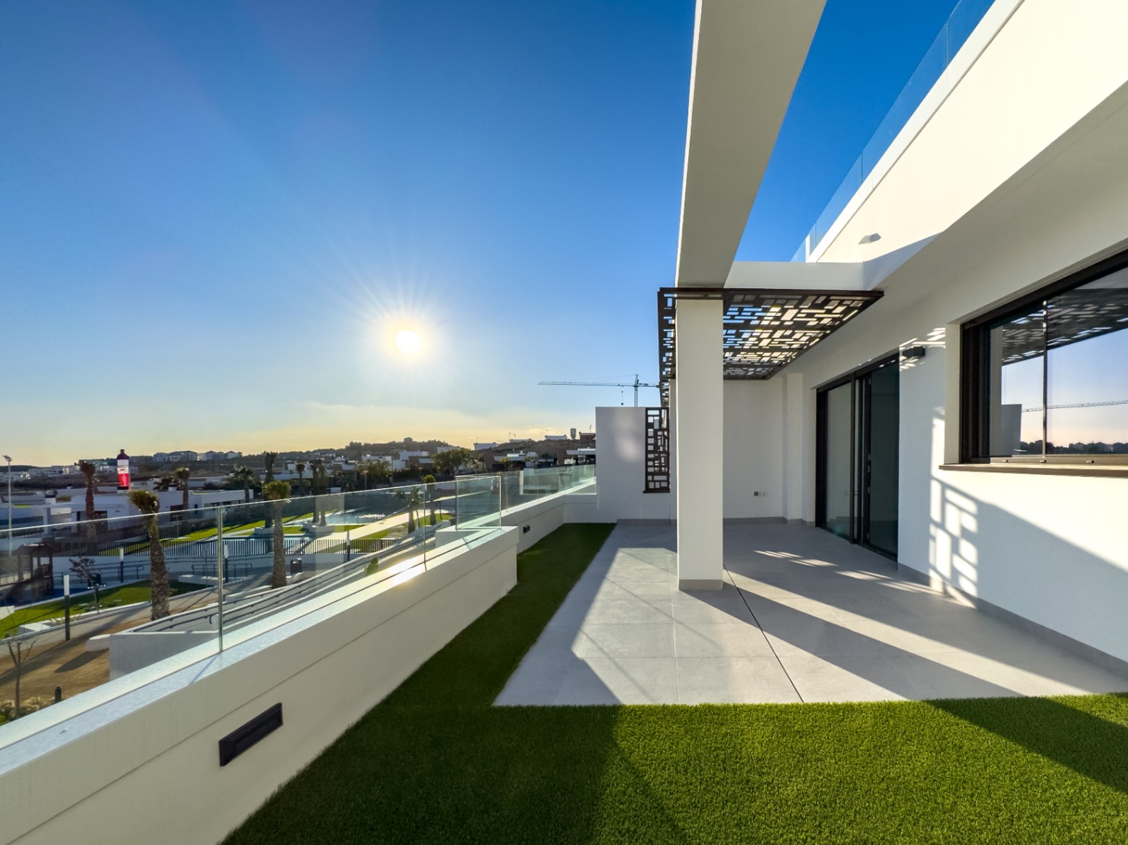 Appartement moderne neuf de 2 chambres avec vue sur mer à Finestrat