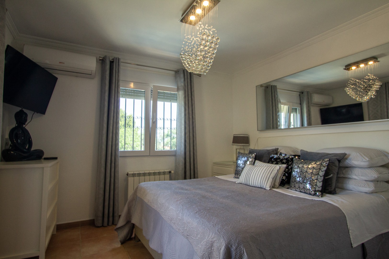 Villa with Private Pool for Sale Near Denia