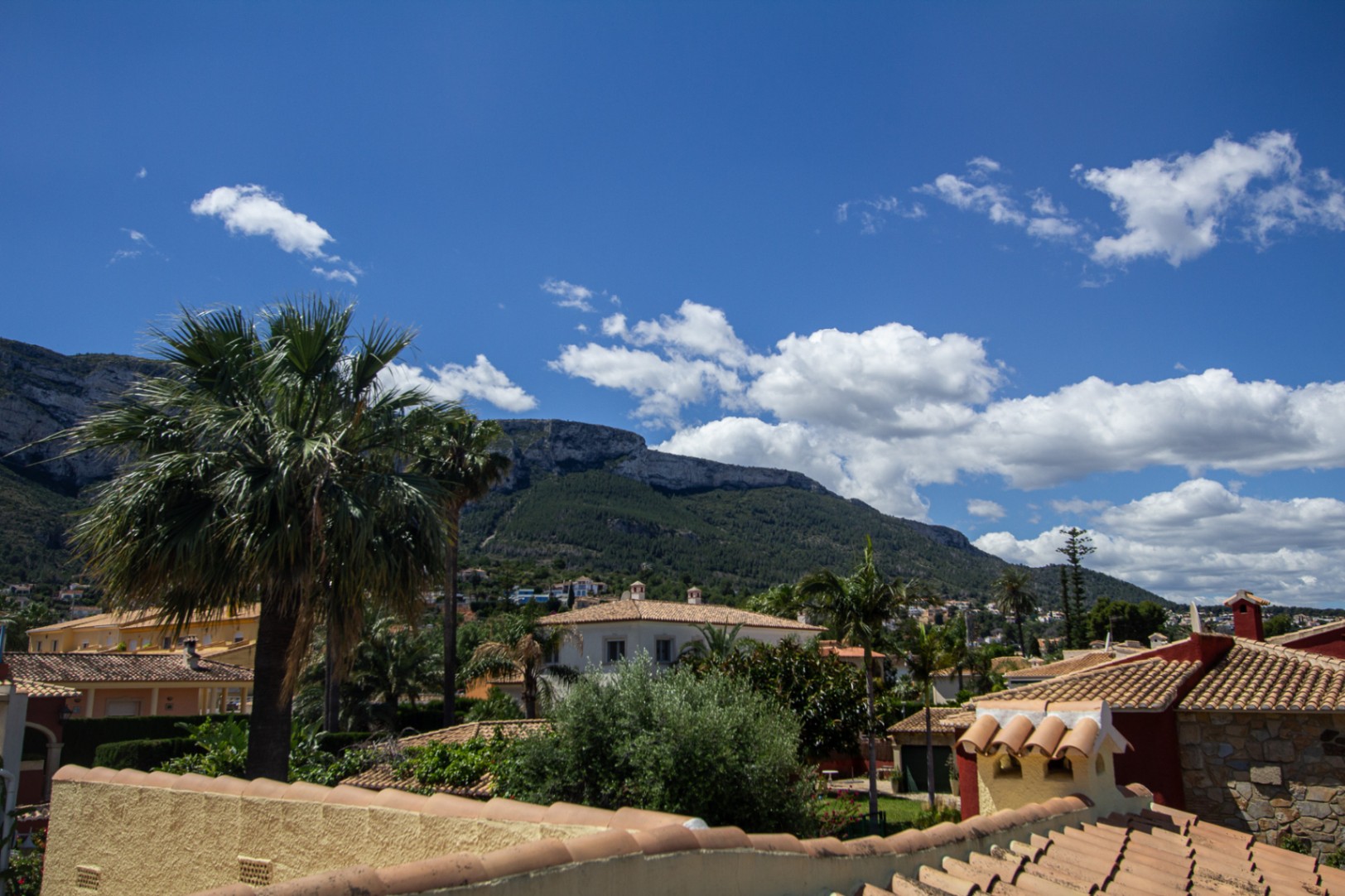 Villa with Private Pool for Sale Near Denia