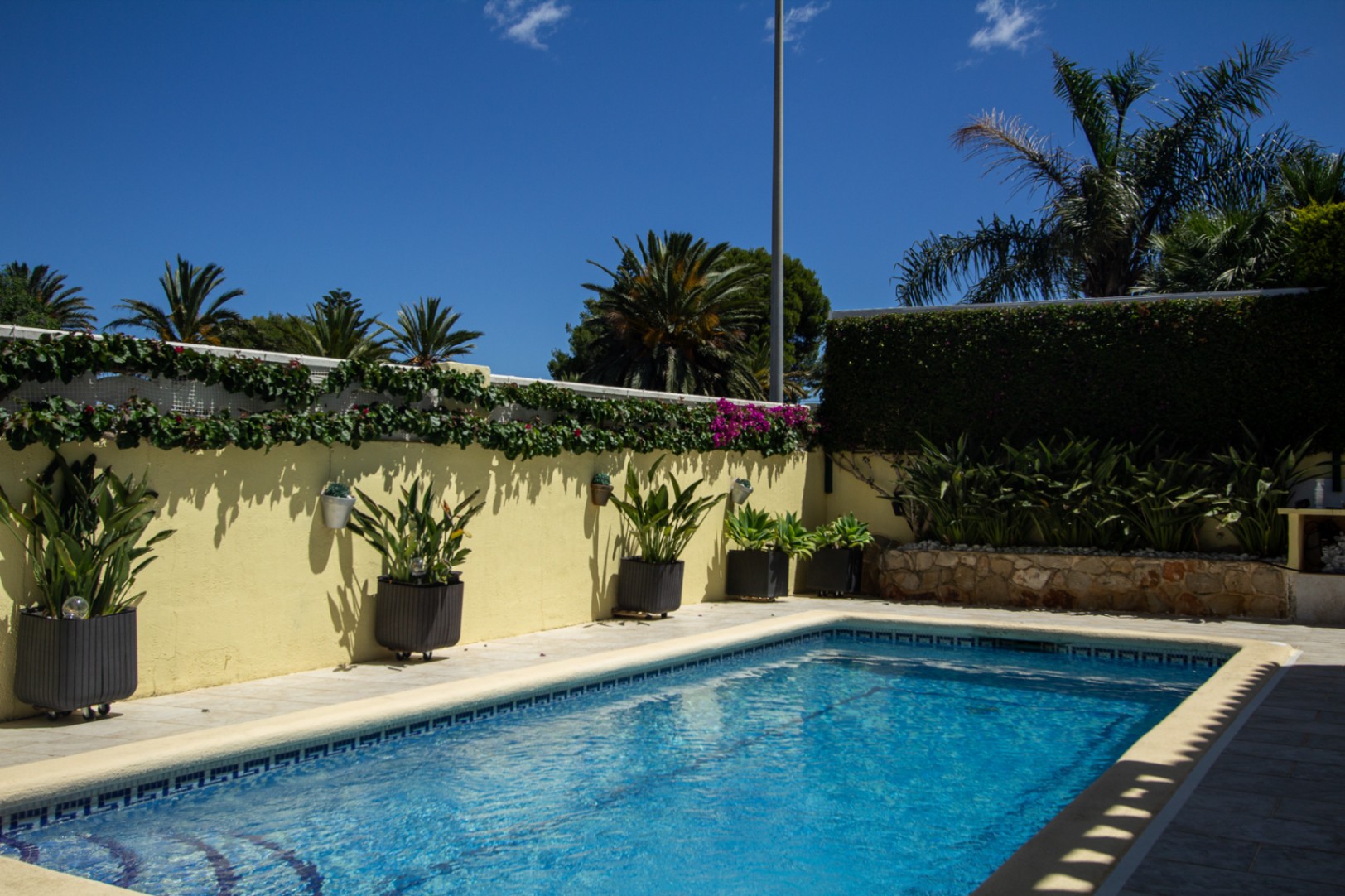 Villa with Private Pool for Sale Near Denia