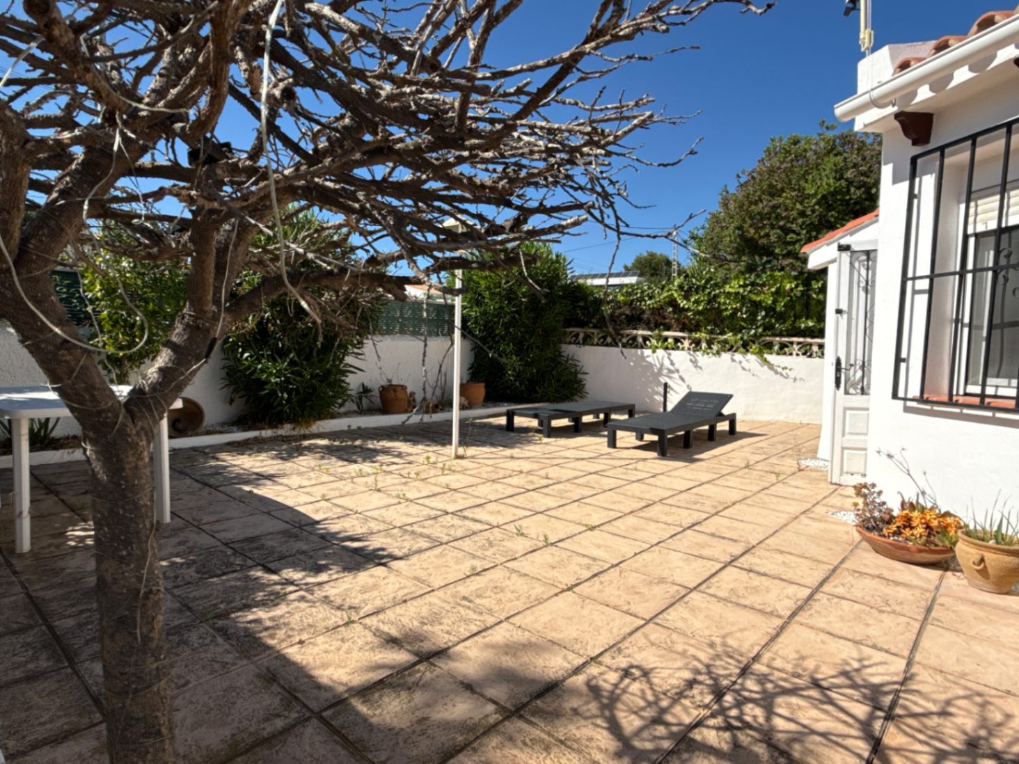 Woning op de begane grond met een ruime tuin te koop, Calpe