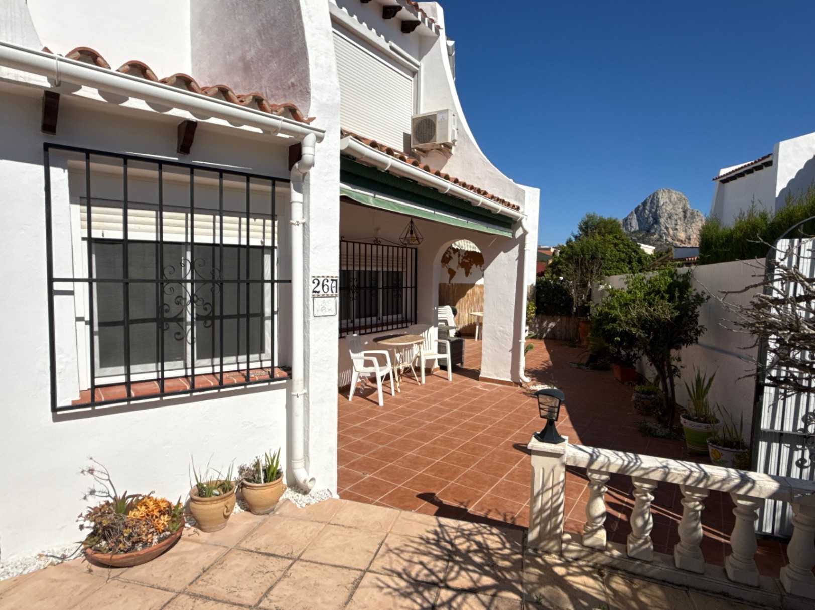 Woning op de begane grond met een ruime tuin te koop, Calpe