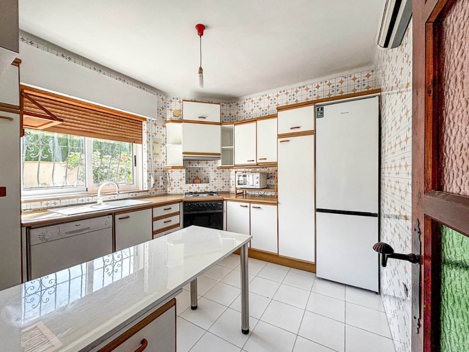 Rustic Detached House Near Pedreguer Town Centre