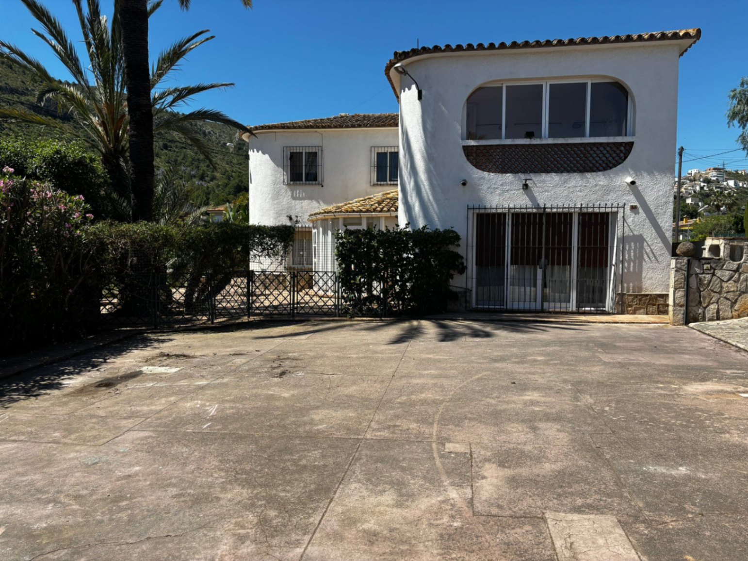Rustic Detached House Near Pedreguer Town Centre