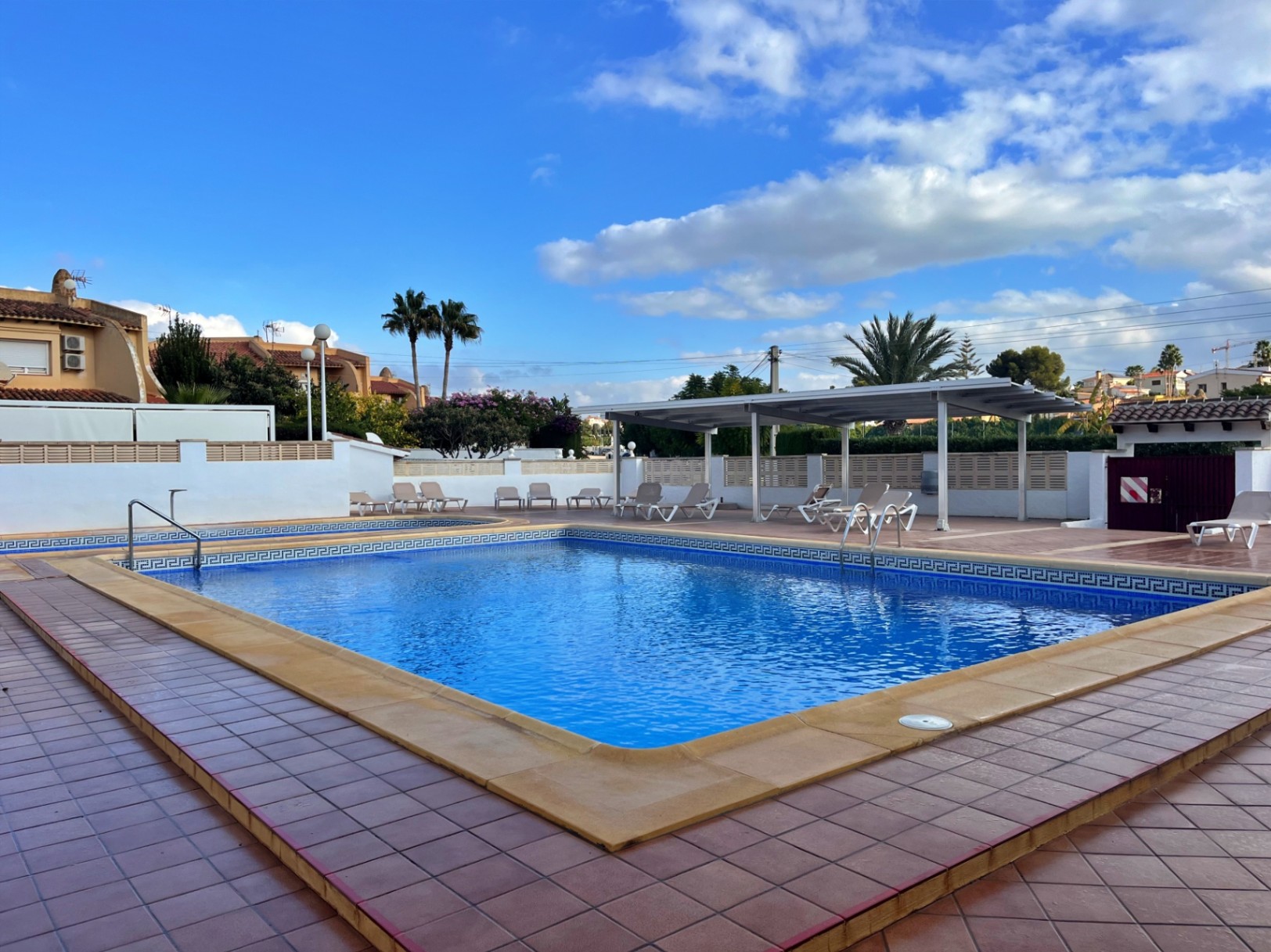Woning op de begane grond met een ruime tuin te koop, Calpe