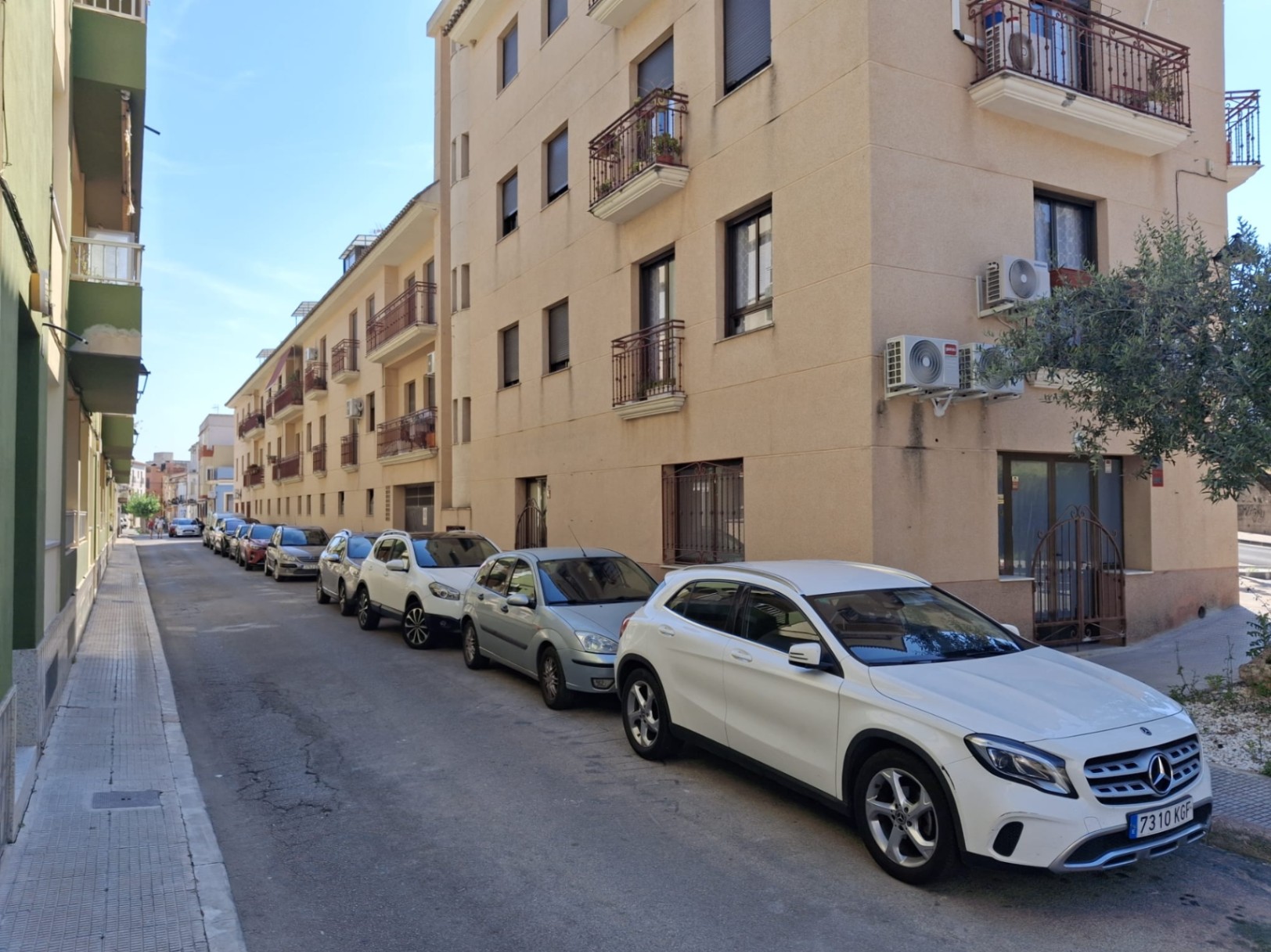 2-slaapkamerappartement met terras en uitzicht op de bergen in Orba
