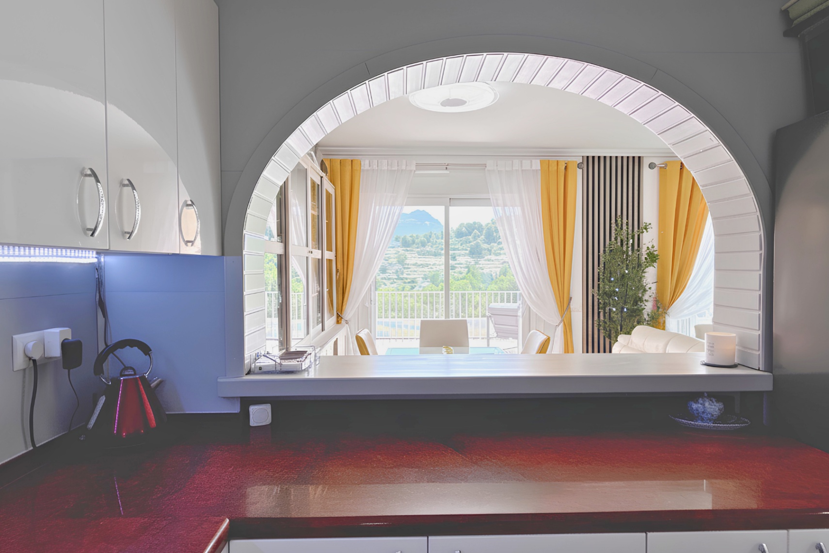 2-bed villa for sale with spectacular views, Calpe