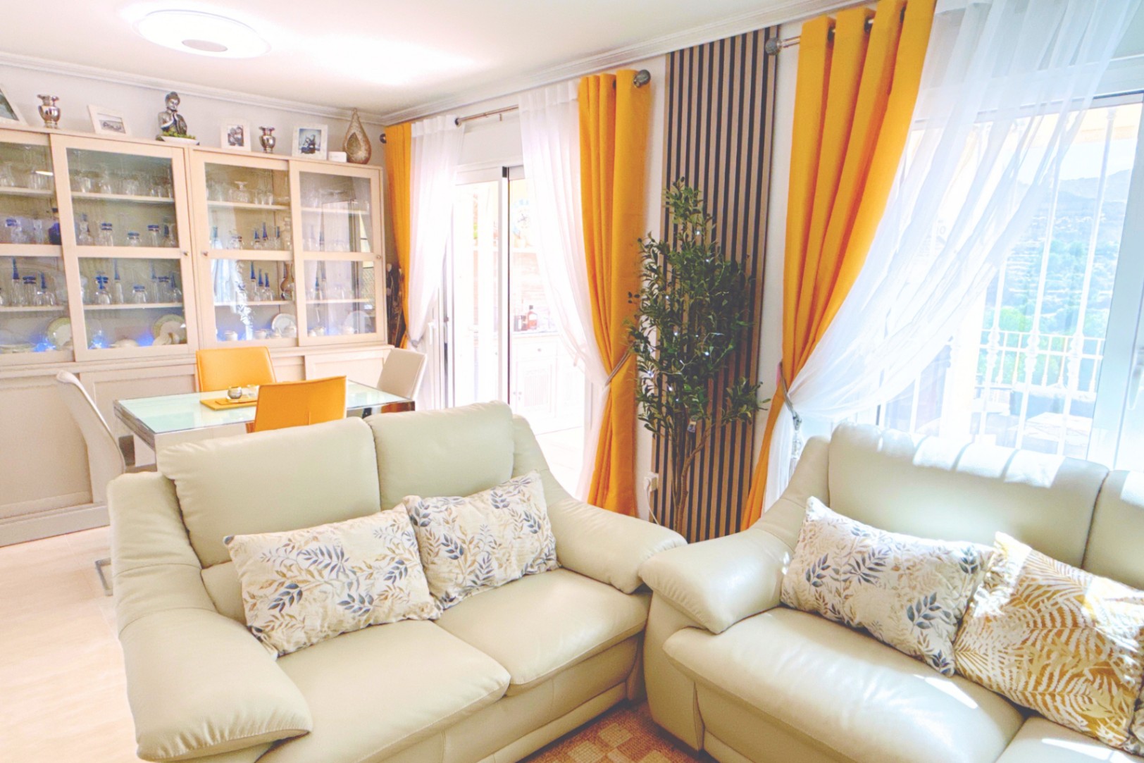 2-bed villa for sale with spectacular views, Calpe