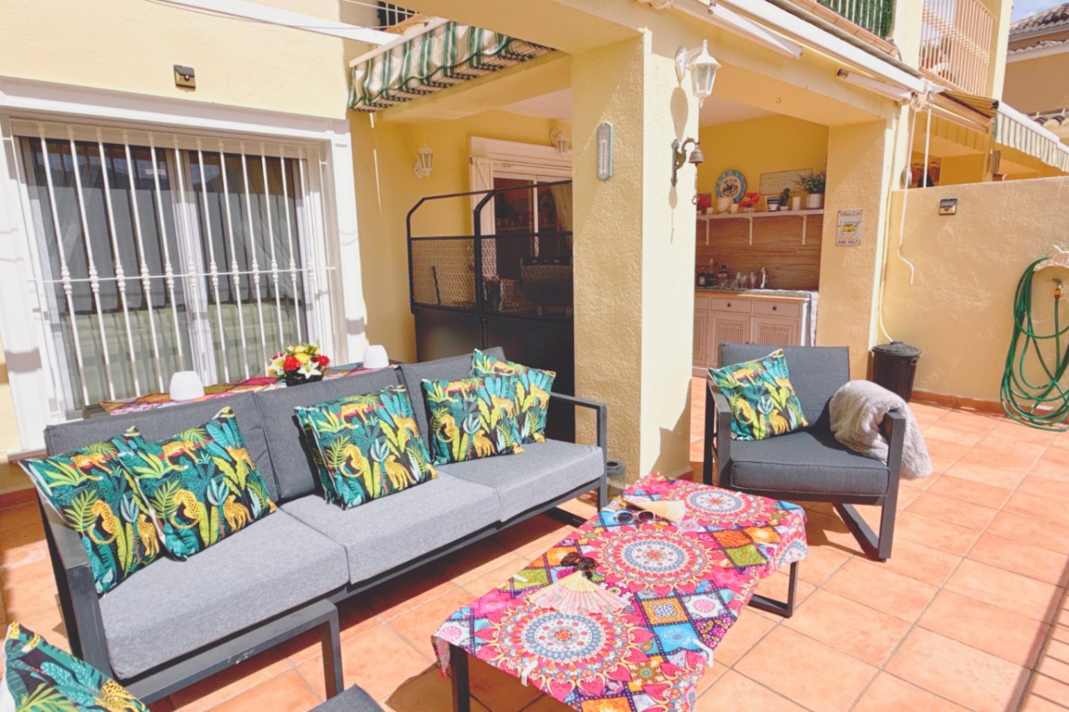 2-bed villa for sale with spectacular views, Calpe