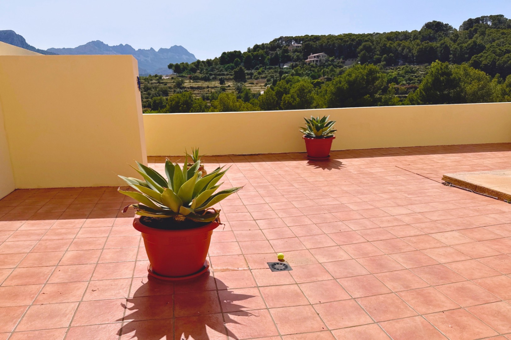 2-bed villa for sale with spectacular views, Calpe