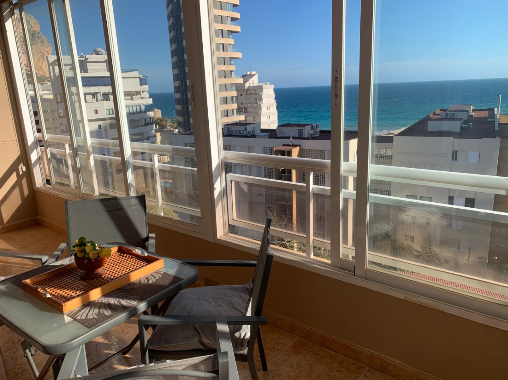 2-bed apartment with sea views for sale, Calpe