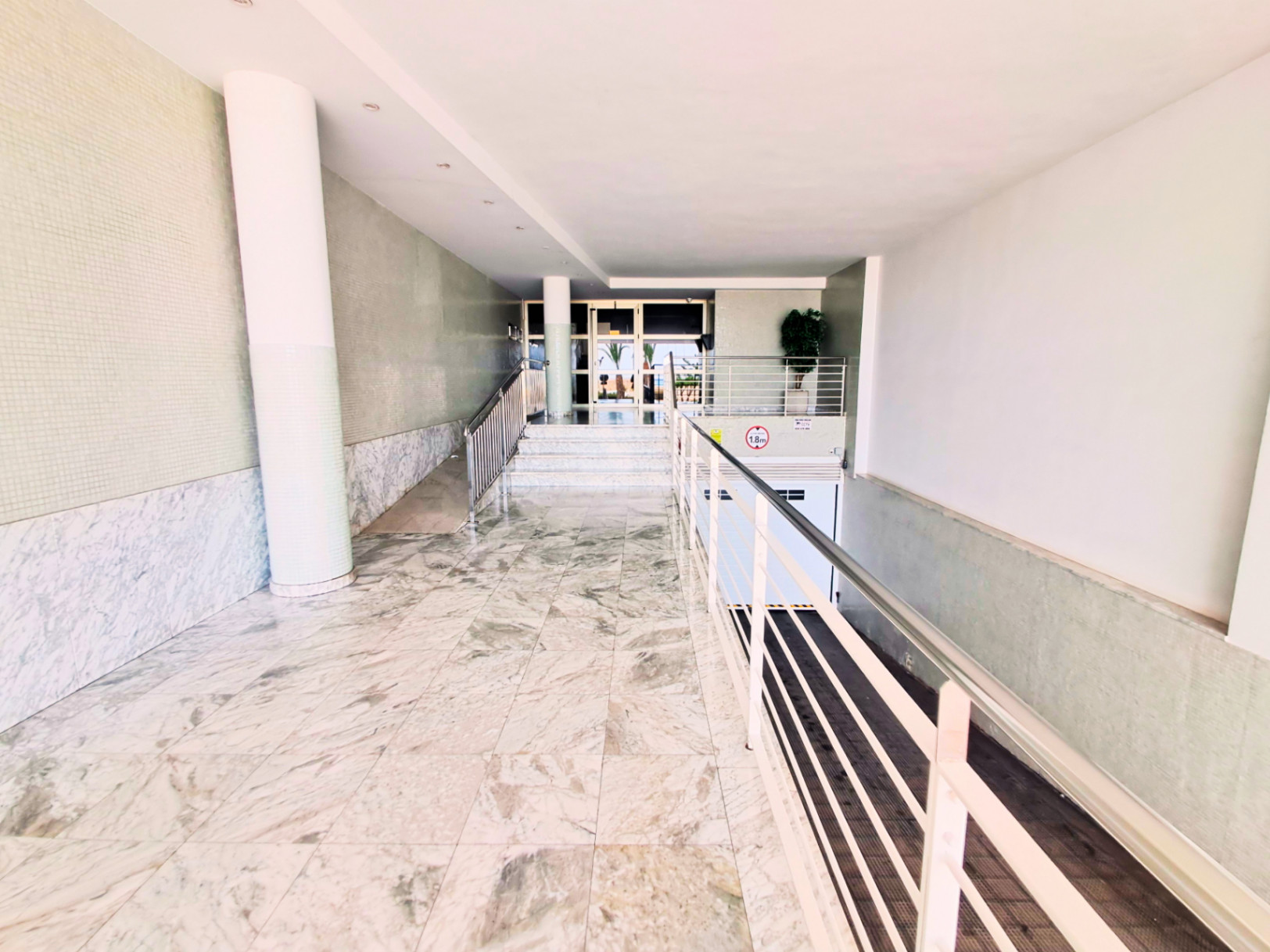 Spacious 4 bedroom apartment for sale in Altea