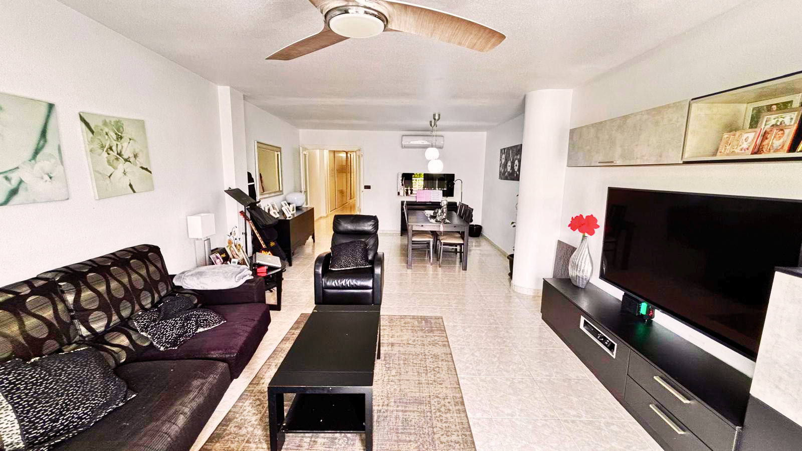 Spacious 4 bedroom apartment for sale in Altea
