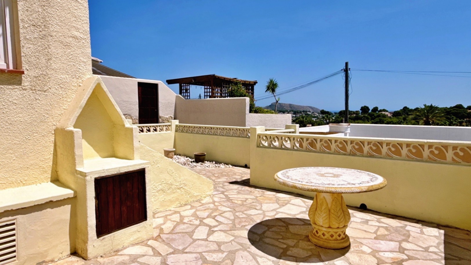 Linked Villa for sale in Moraira