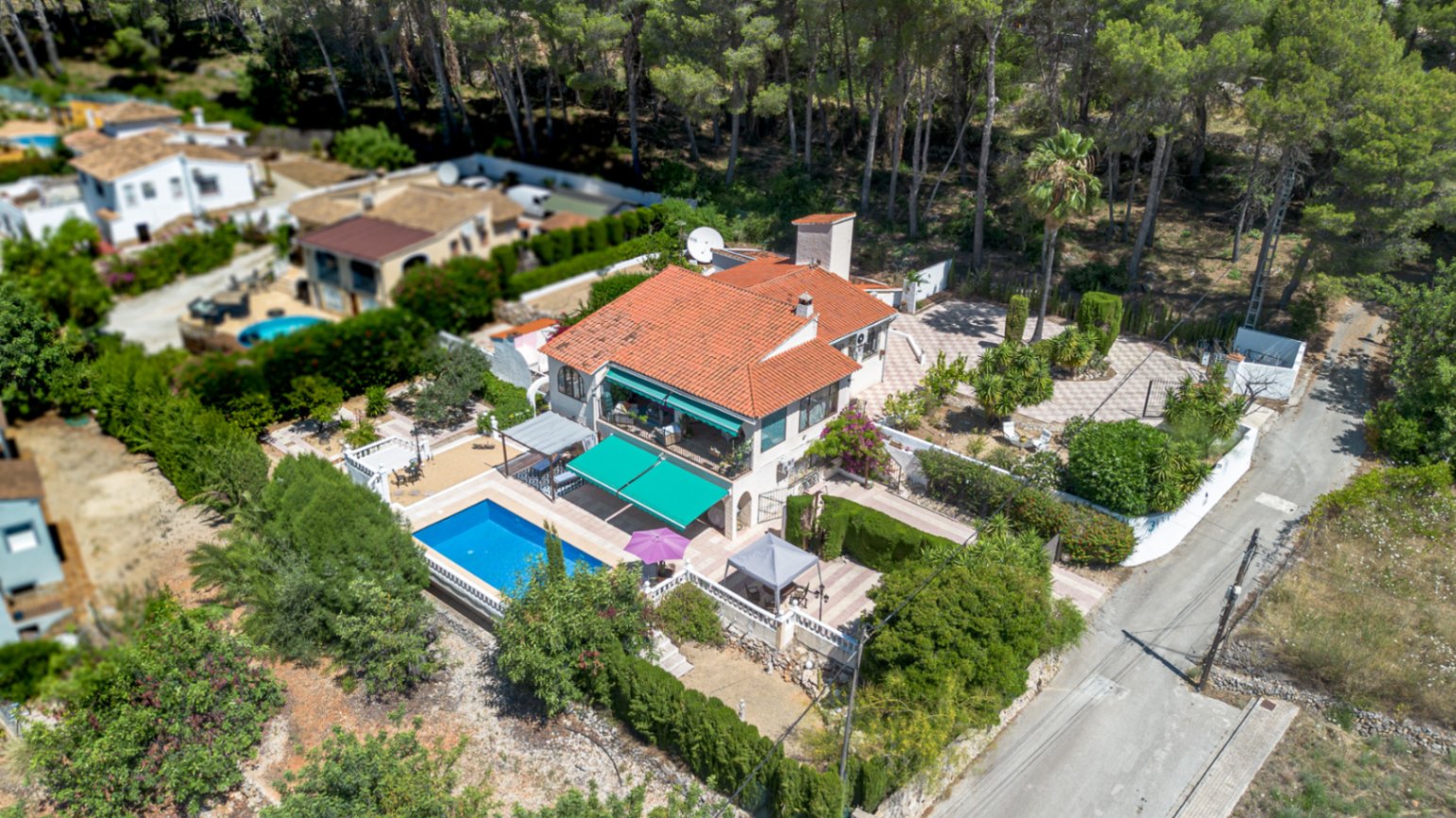 South-Facing Villa for Sale in Alcalalí