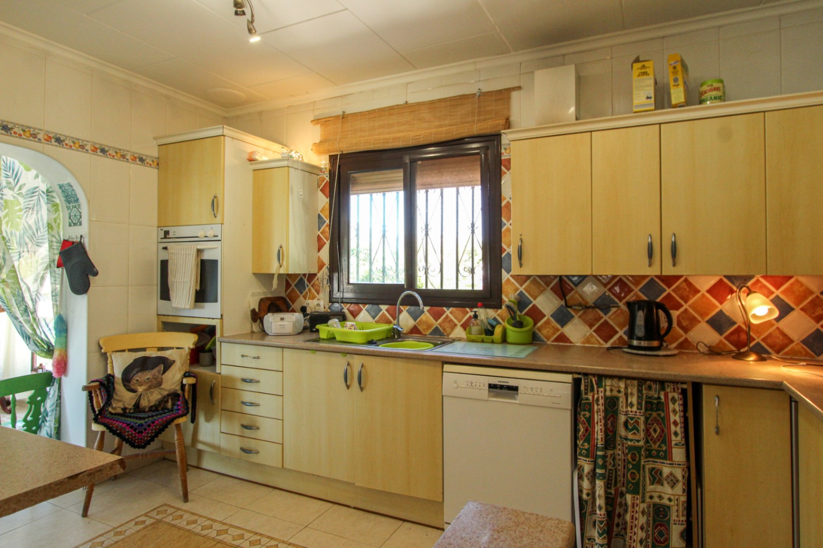 South-Facing Villa for Sale in Alcalalí