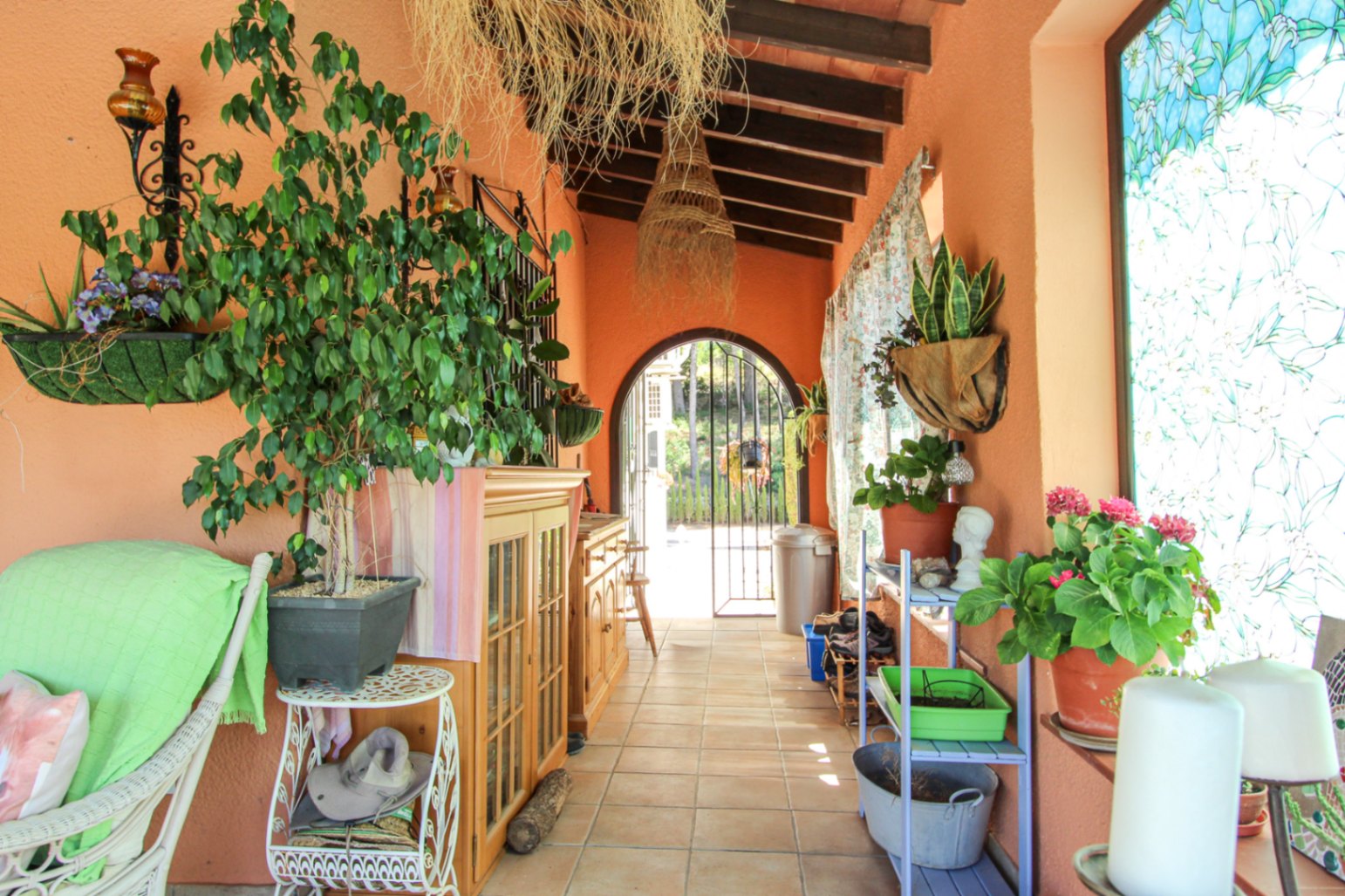 South-Facing Villa for Sale in Alcalalí