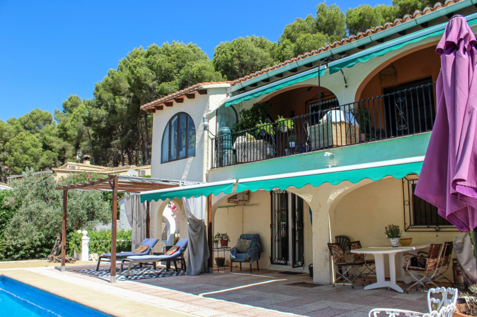 South-Facing Villa for Sale in Alcalalí