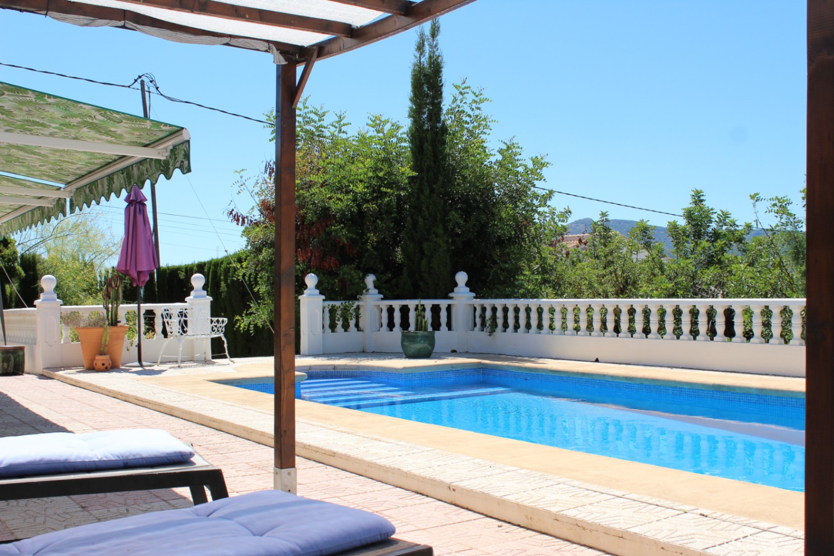 South-Facing Villa for Sale in Alcalalí
