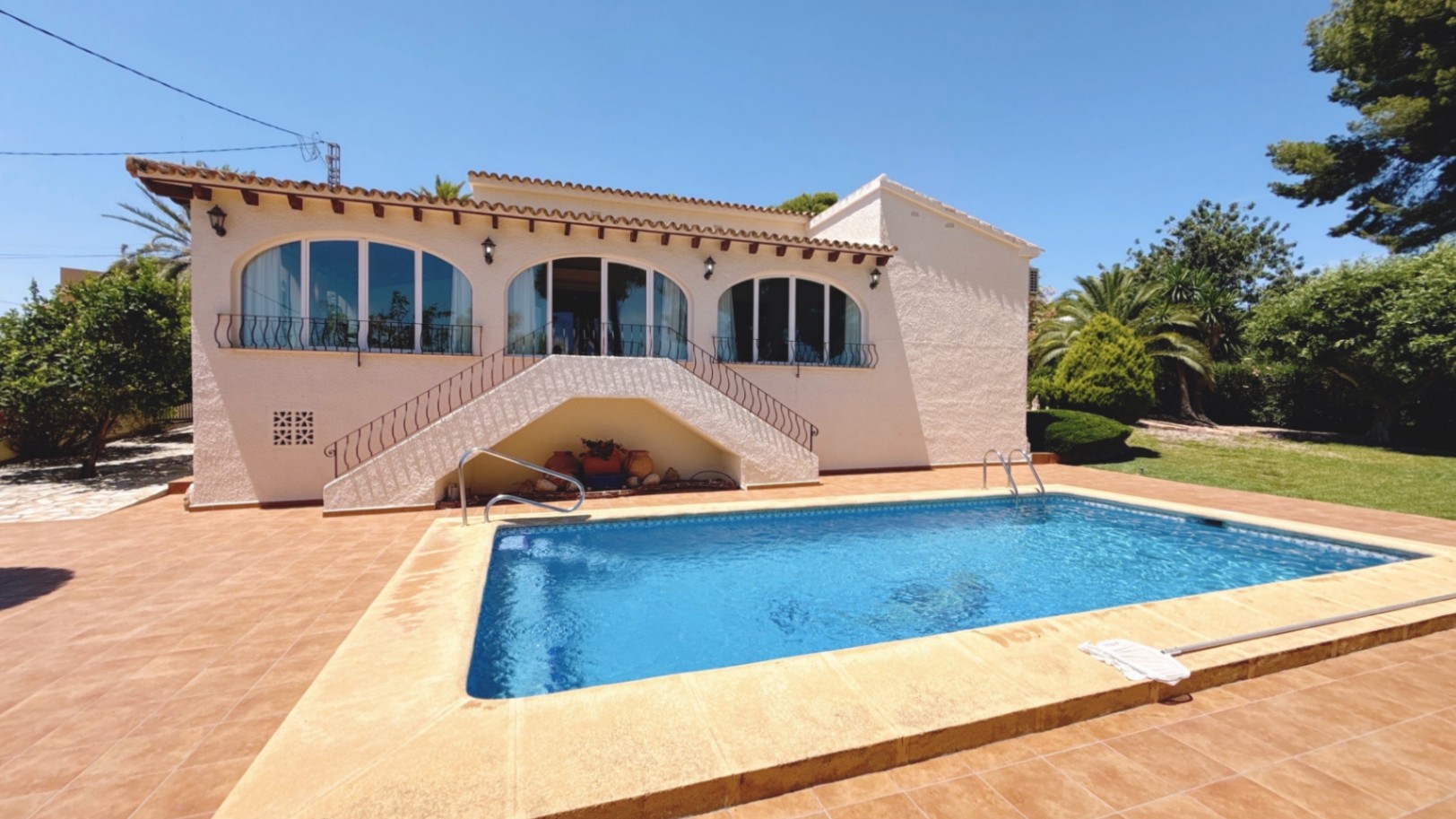 Villa for sale in Moraira, Cometa