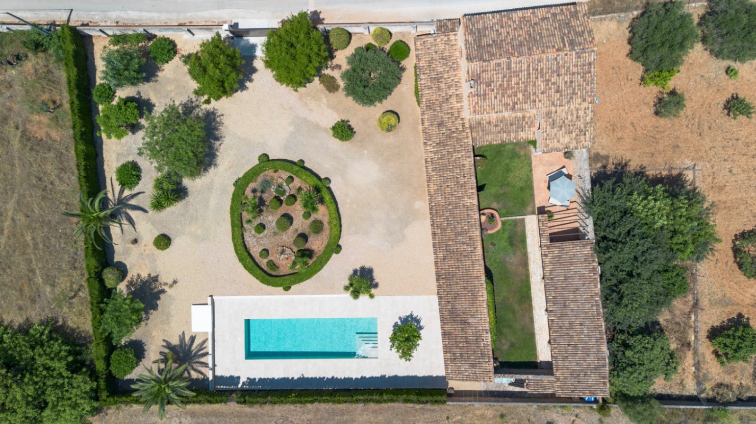 Luxury Traditional Villa for Sale in Jalón/Xaló