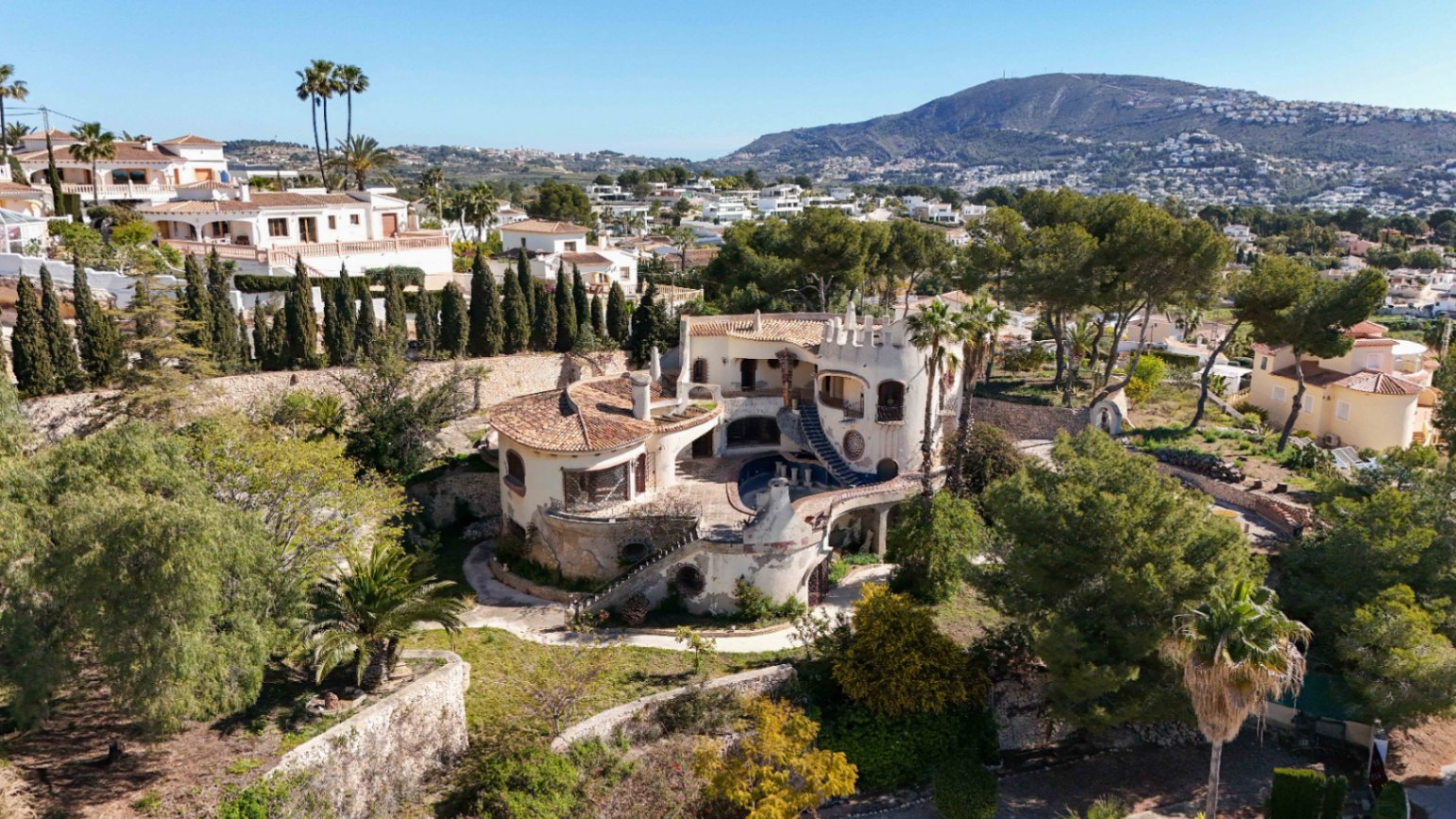 Investment property for sale in Moraira, Benimeit