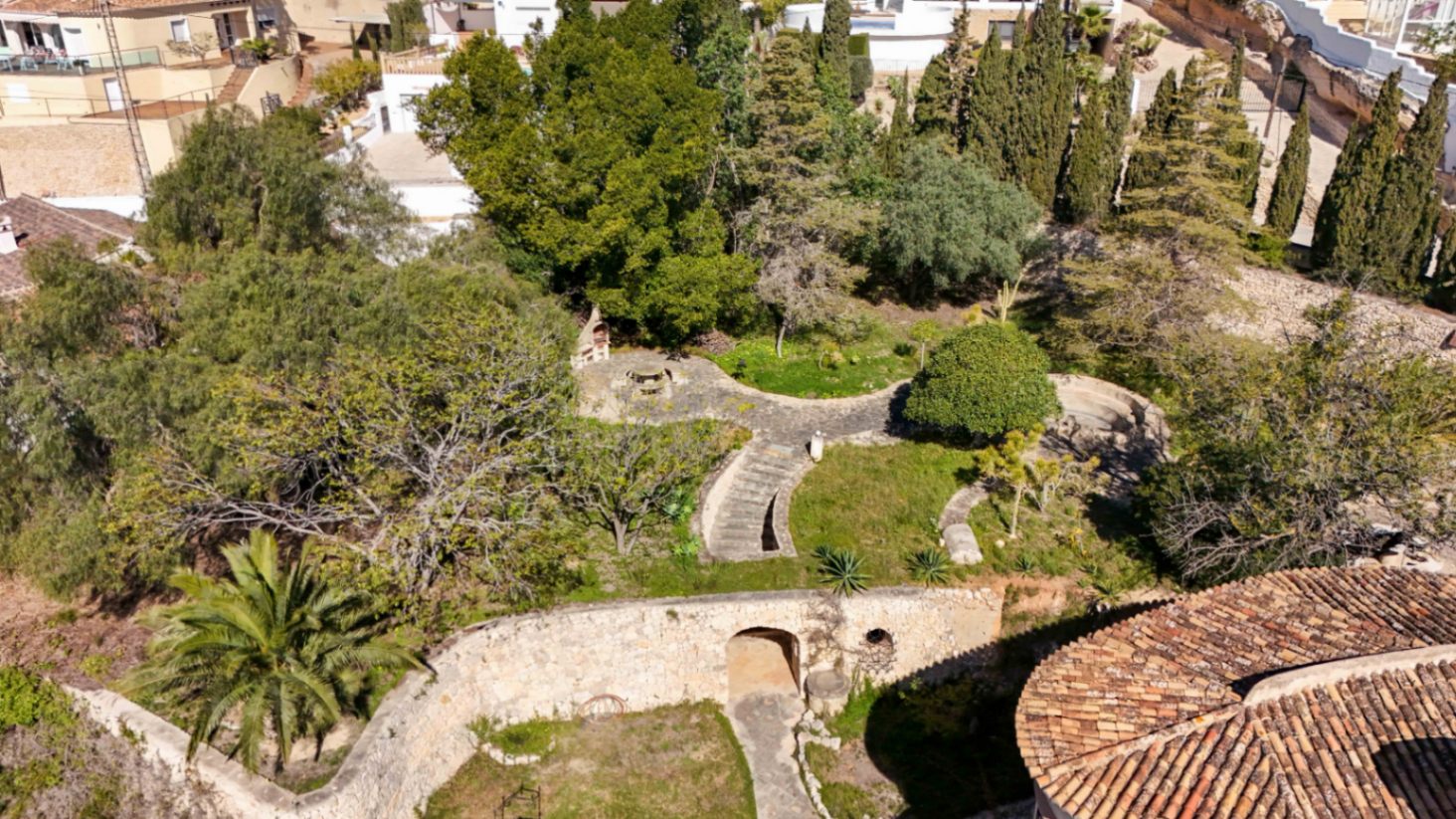 Investment property for sale in Moraira, Benimeit