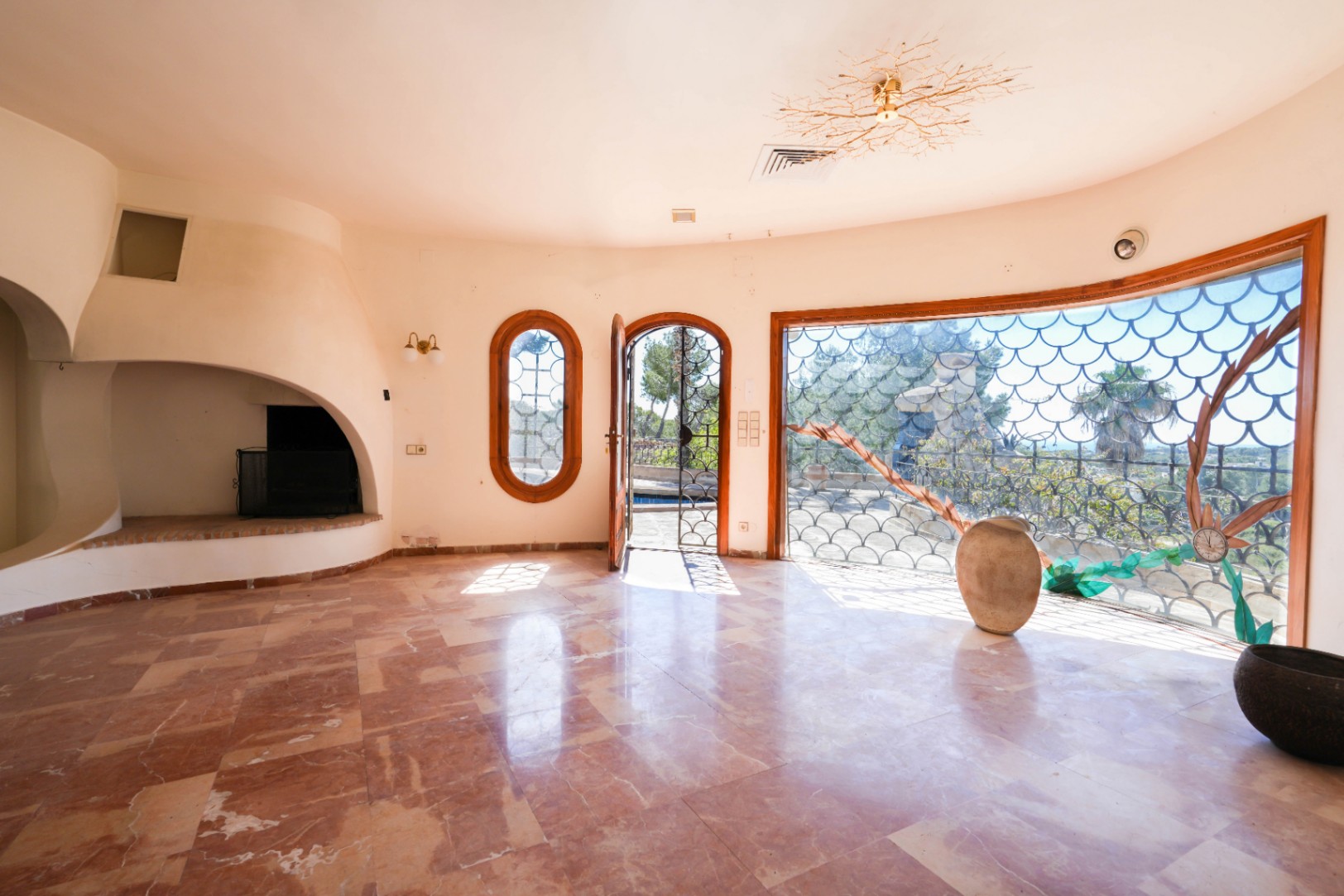 Investment property for sale in Moraira, Benimeit