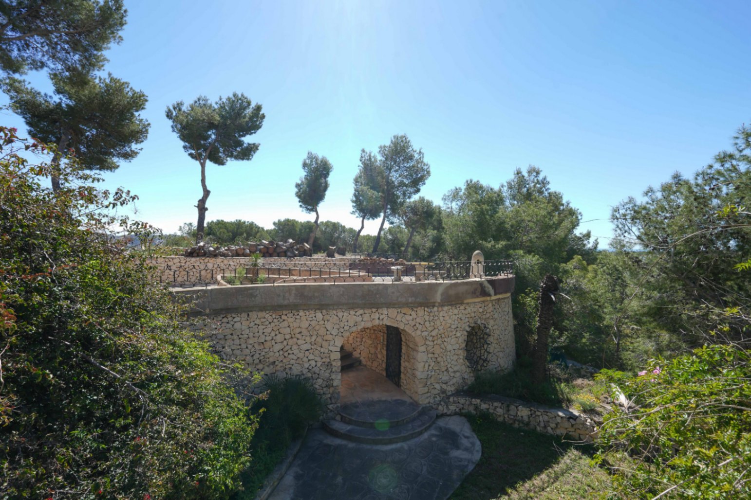 Investment property for sale in Moraira, Benimeit