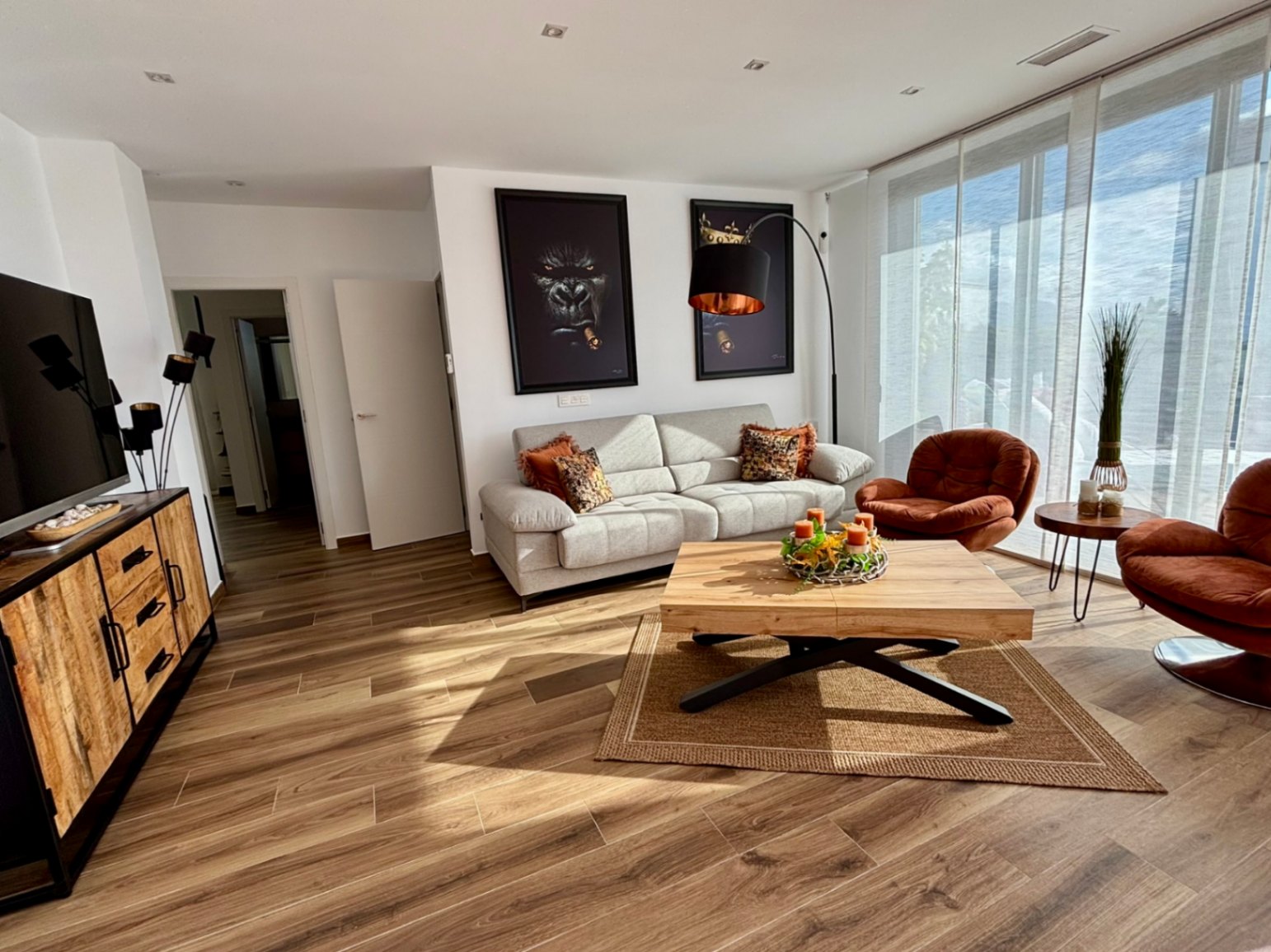 Modern villa for sale with 5 bedrooms in Polop, Alicante.