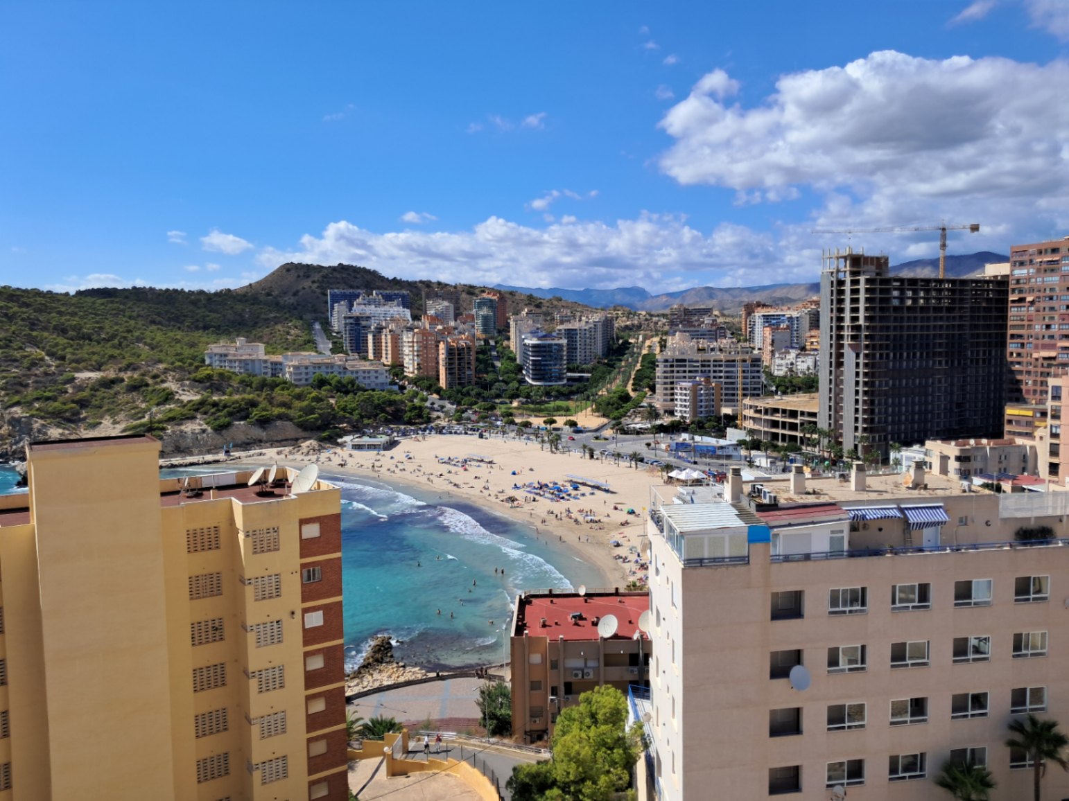 2 bedroom apartment with spectacular views in La Cala de Finestrat.