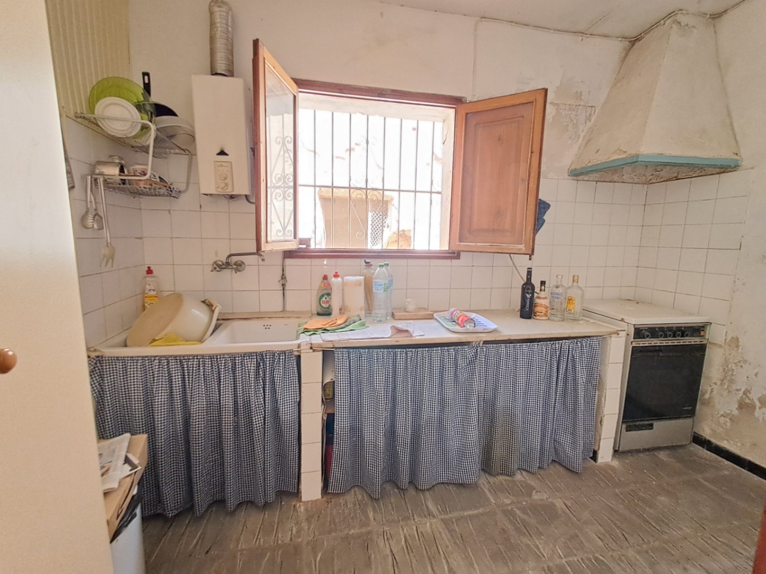 Reihenhaus in Alfaz del Pi zu verkaufen, renovierungsbedürftig