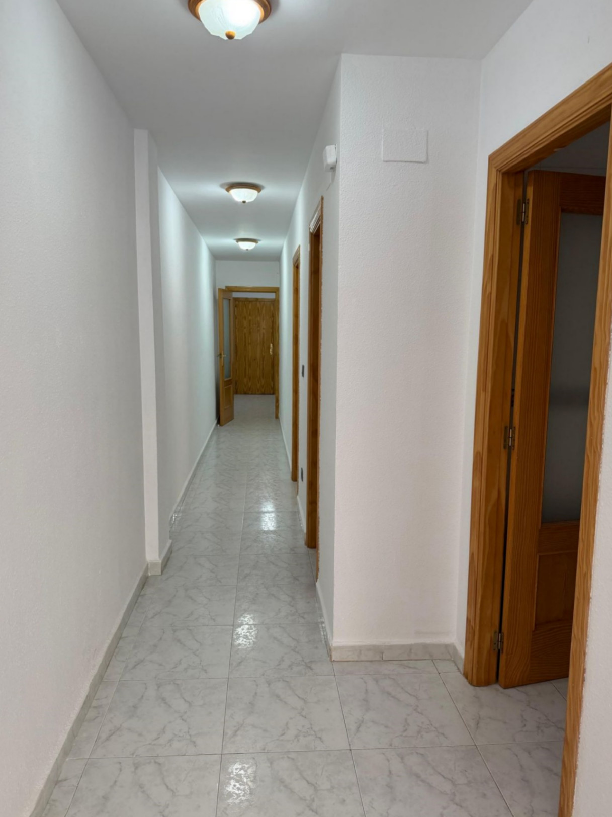 Long-term rental in Jávea Port available now.