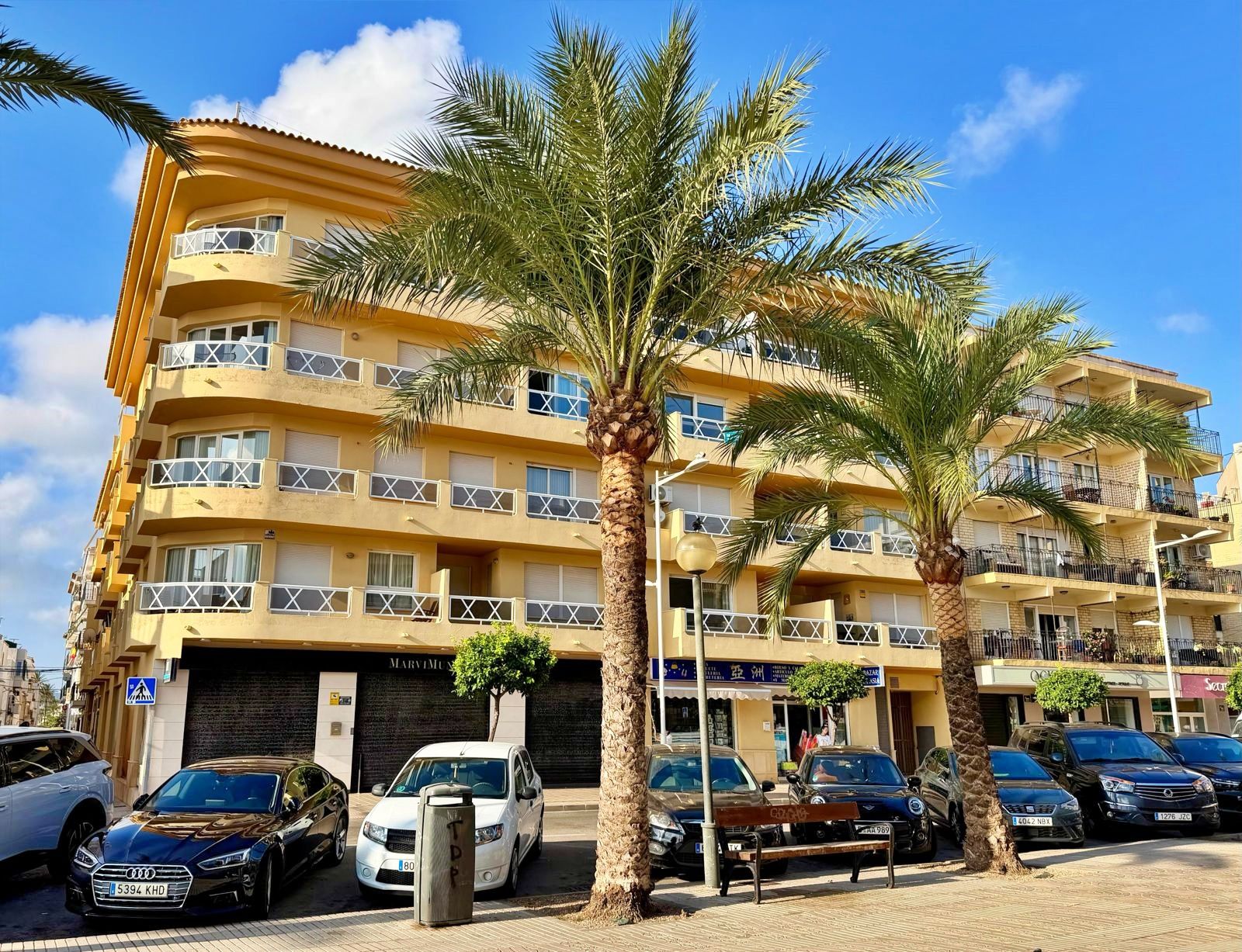 Long-term rental in Jávea Port available now.