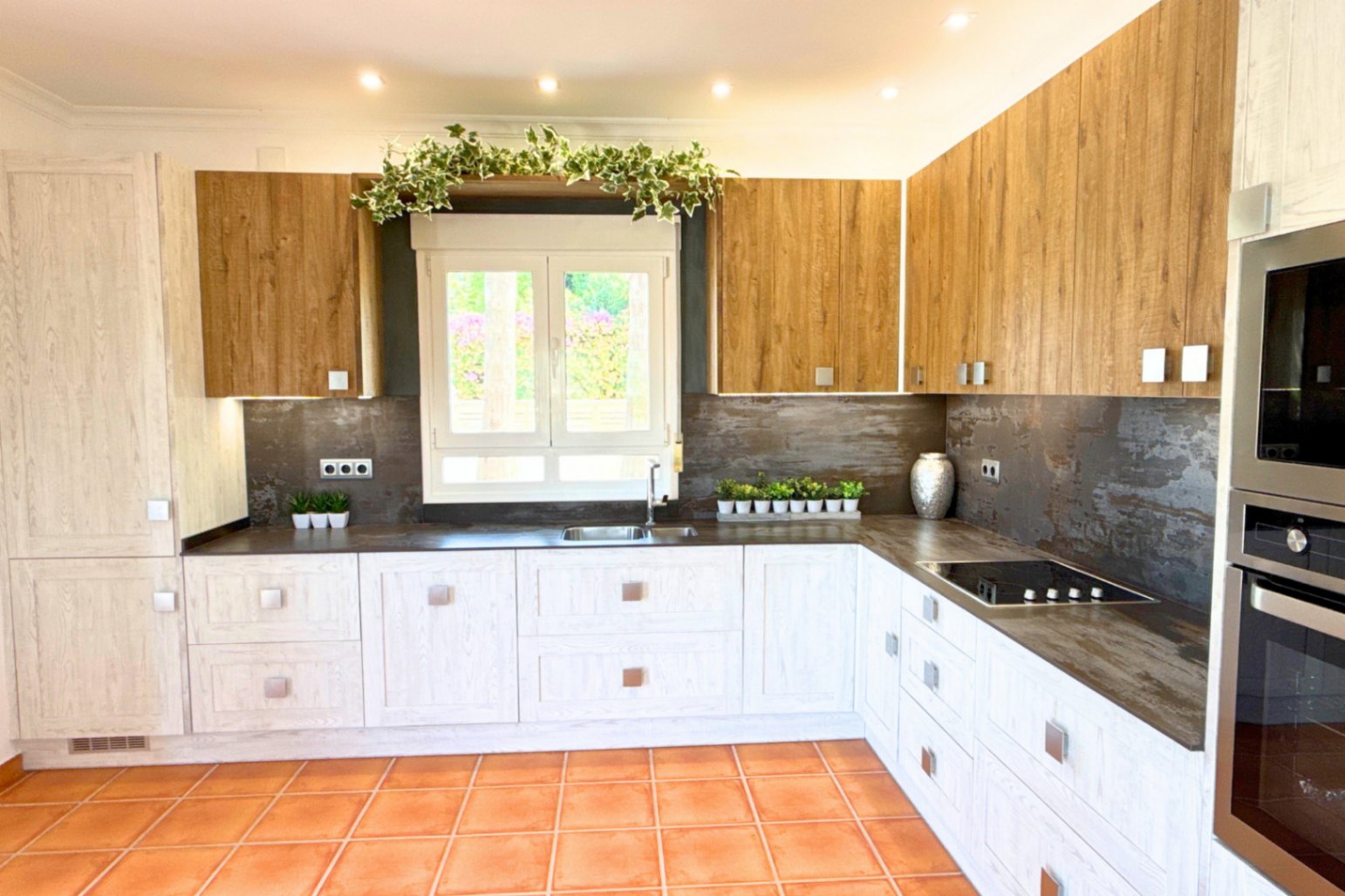 Luxury 4 Bed Villa for Sale in Calpe
