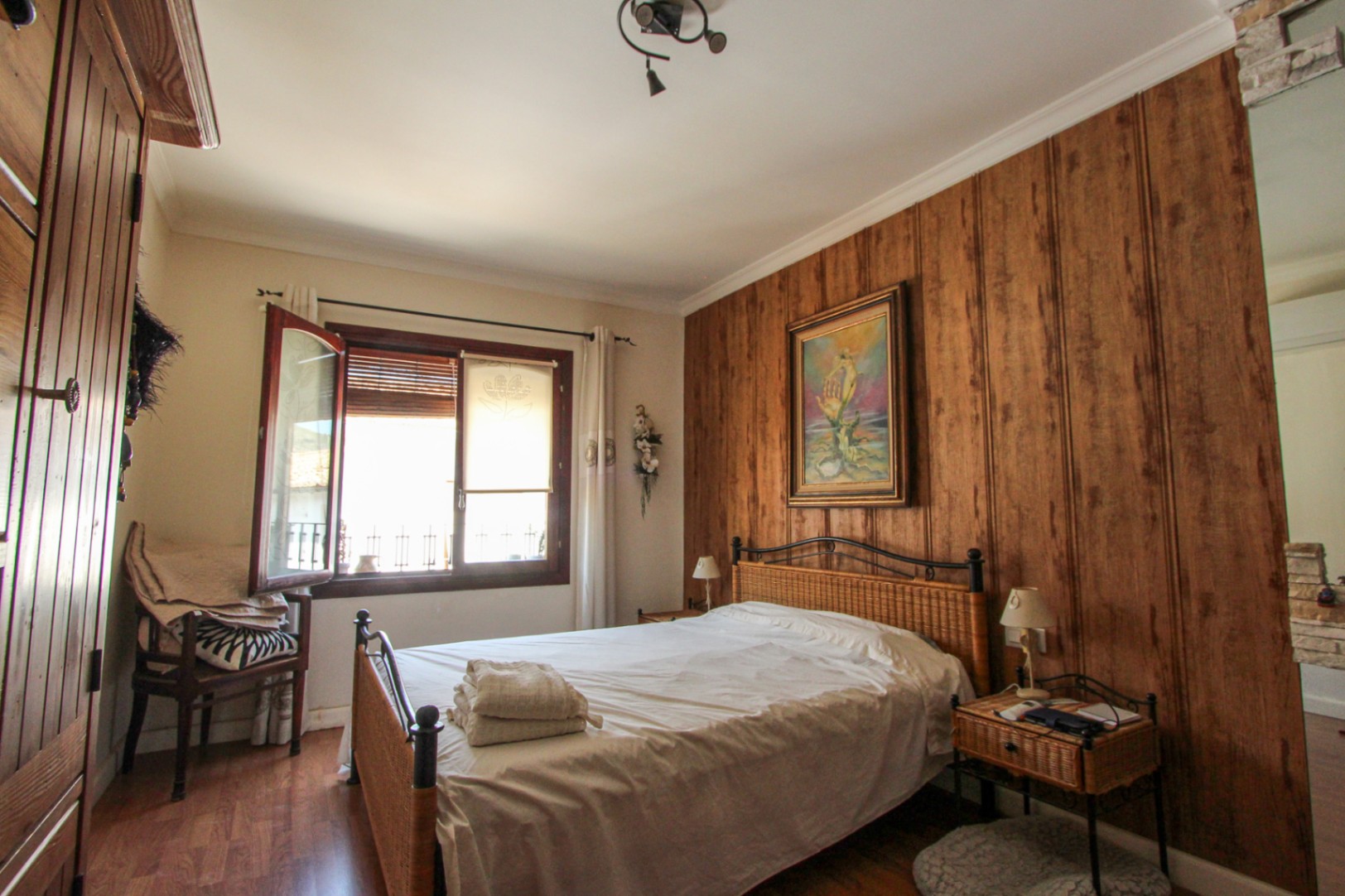 Exclusive 3-Bed Apartment in the Heart of Jalón